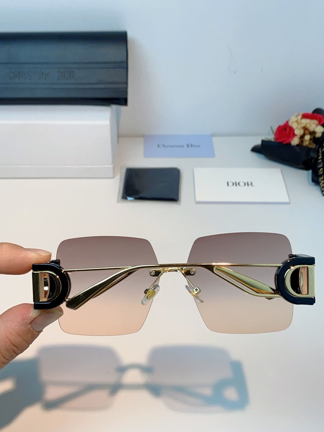 Dior迪奥 2026新款太阳镜女新款防晒港风大脸墨镜夏显脸小圆脸防紫外线无边框眼镜潮