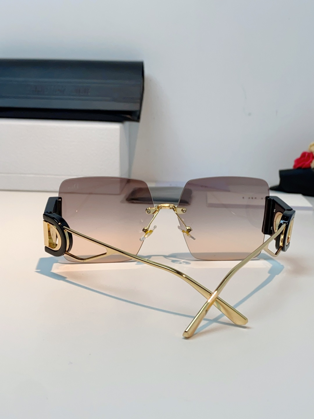 Dior迪奥 2026新款太阳镜女新款防晒港风大脸墨镜夏显脸小圆脸防紫外线无边框眼镜潮