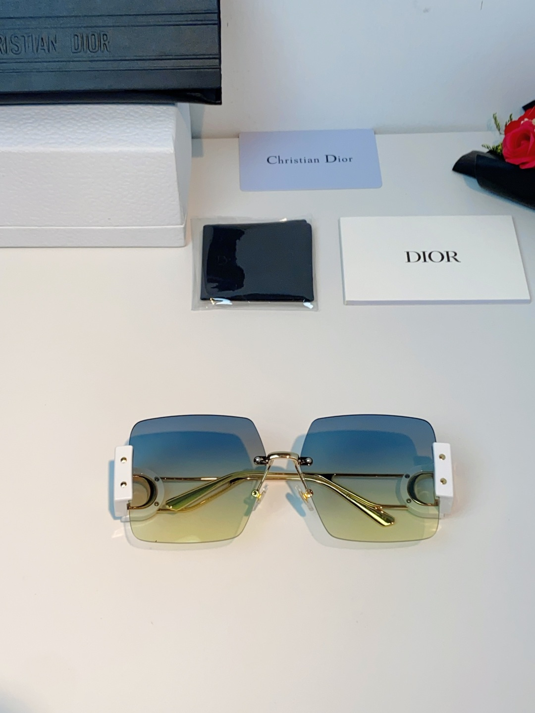 Dior迪奥 2026新款太阳镜女新款防晒港风大脸墨镜夏显脸小圆脸防紫外线无边框眼镜潮