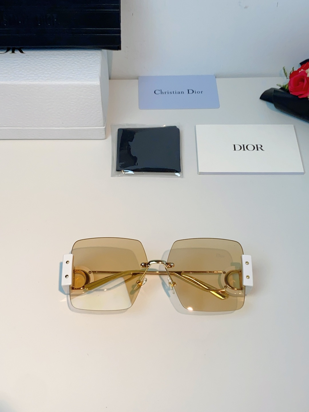 Dior迪奥 2026新款太阳镜女新款防晒港风大脸墨镜夏显脸小圆脸防紫外线无边框眼镜潮