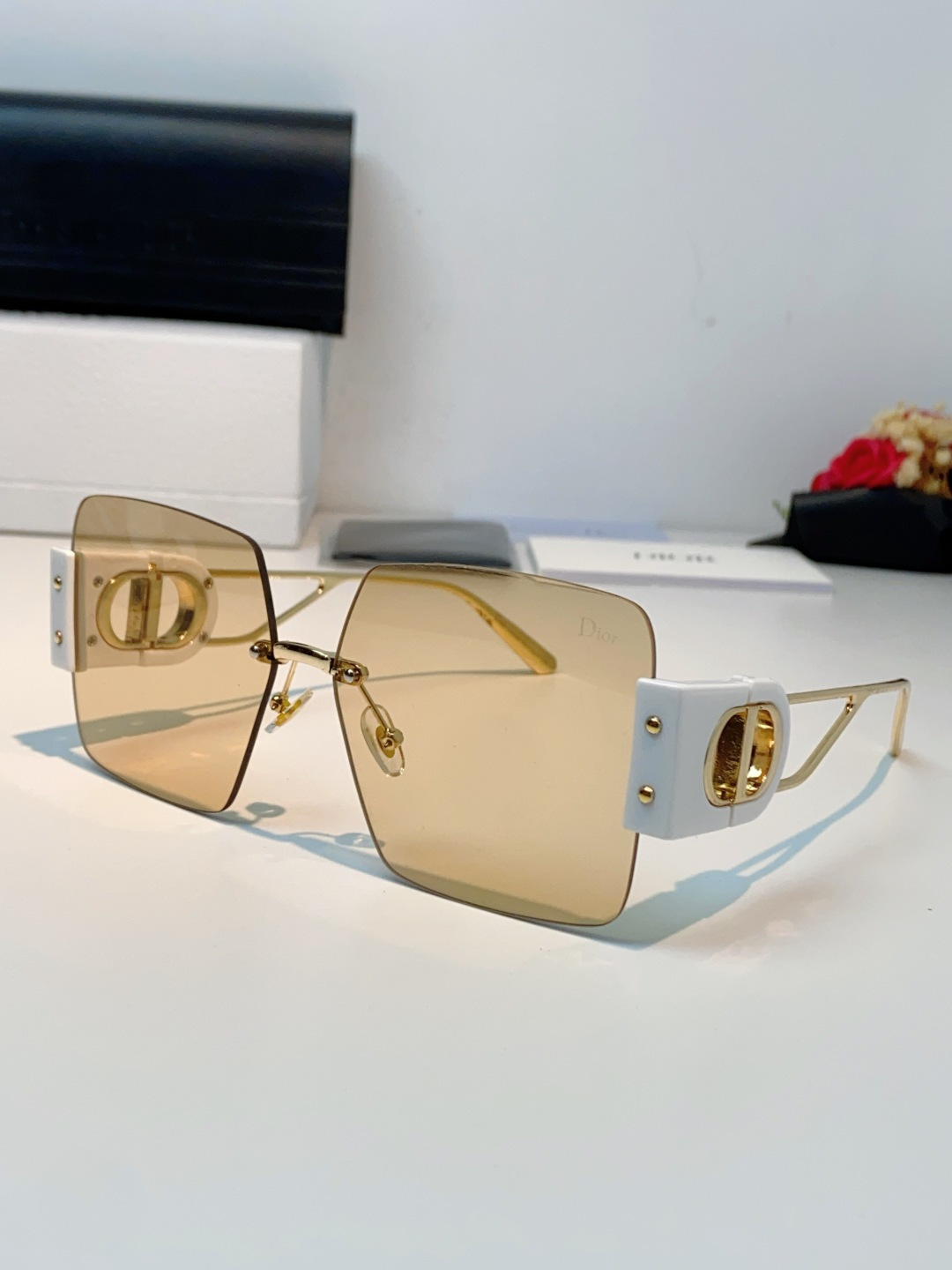 Dior迪奥 2026新款太阳镜女新款防晒港风大脸墨镜夏显脸小圆脸防紫外线无边框眼镜潮