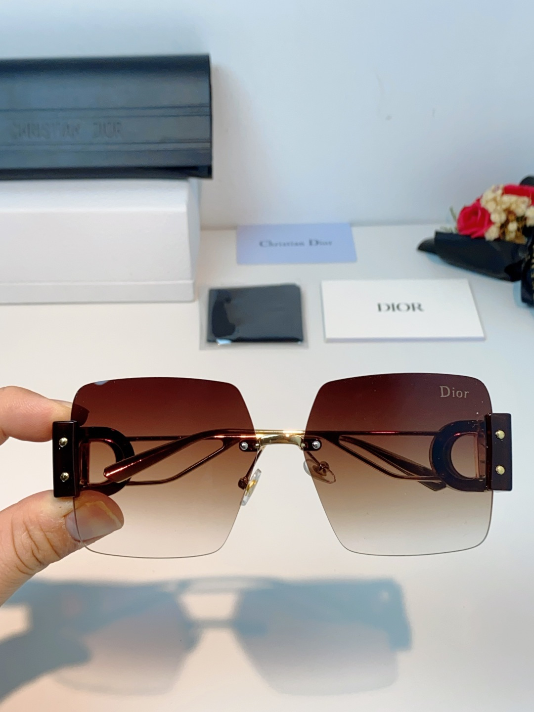 Dior迪奥 2026新款太阳镜女新款防晒港风大脸墨镜夏显脸小圆脸防紫外线无边框眼镜潮