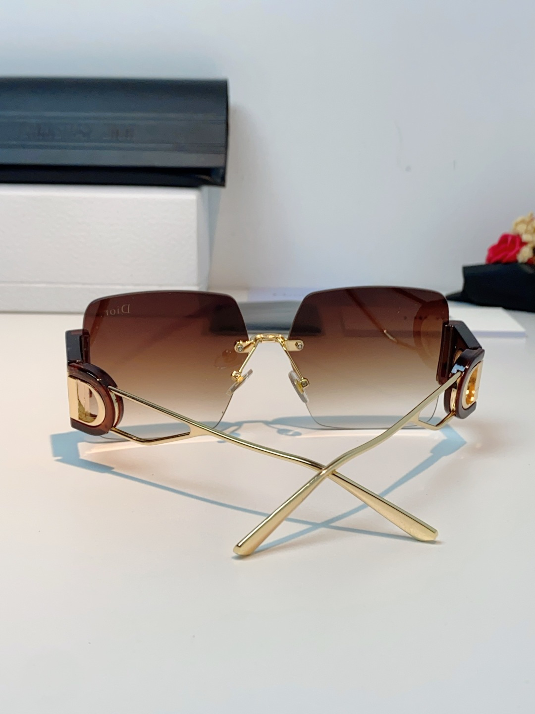 Dior迪奥 2026新款太阳镜女新款防晒港风大脸墨镜夏显脸小圆脸防紫外线无边框眼镜潮