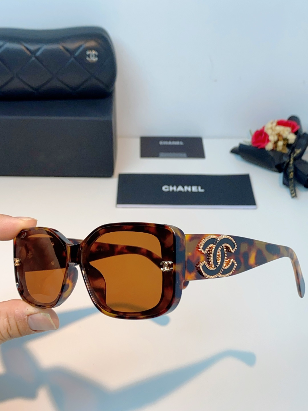 Chanel香奈儿 2026新款网红街拍大脸显瘦墨镜女高级感韩版气质度假遮阳防晒太阳眼镜女士墨镜