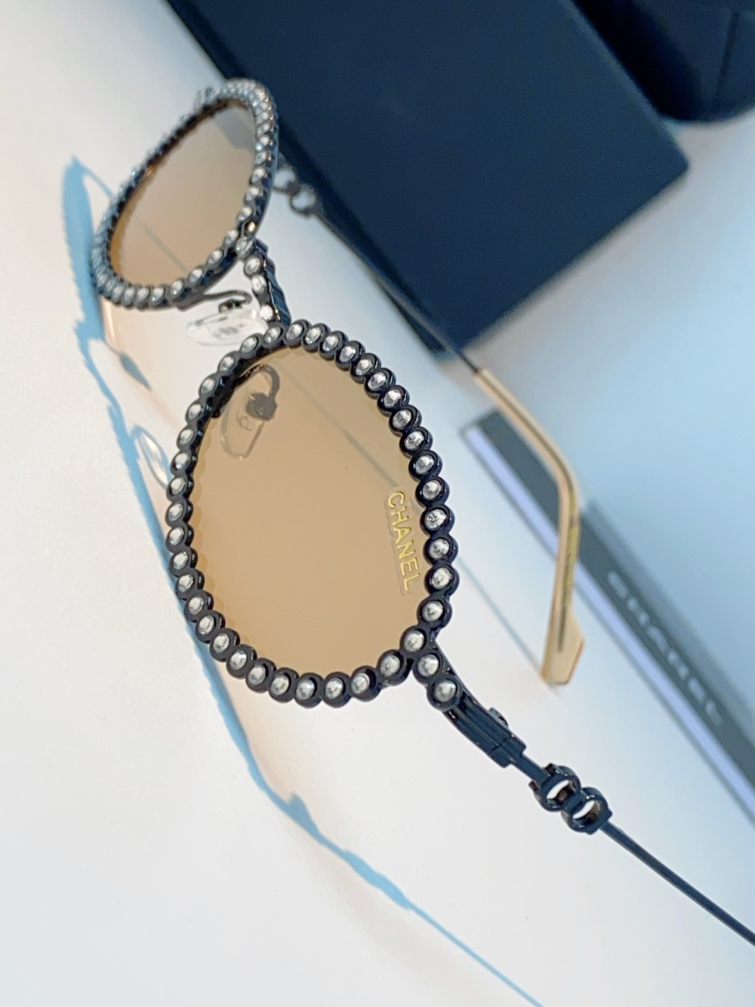 Chanel香奈儿 2026新款欧美风镶钻素颜眼镜轻奢辣妹风配近视度数造型拍照防蓝光小椭圆框