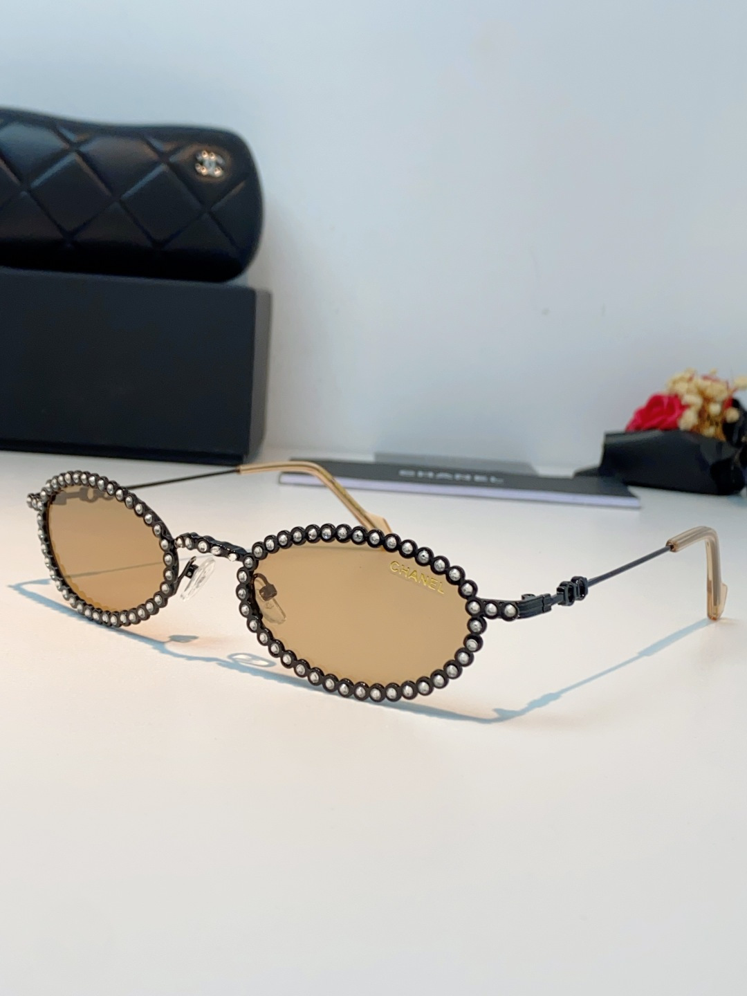 Chanel香奈儿 2026新款欧美风镶钻素颜眼镜轻奢辣妹风配近视度数造型拍照防蓝光小椭圆框