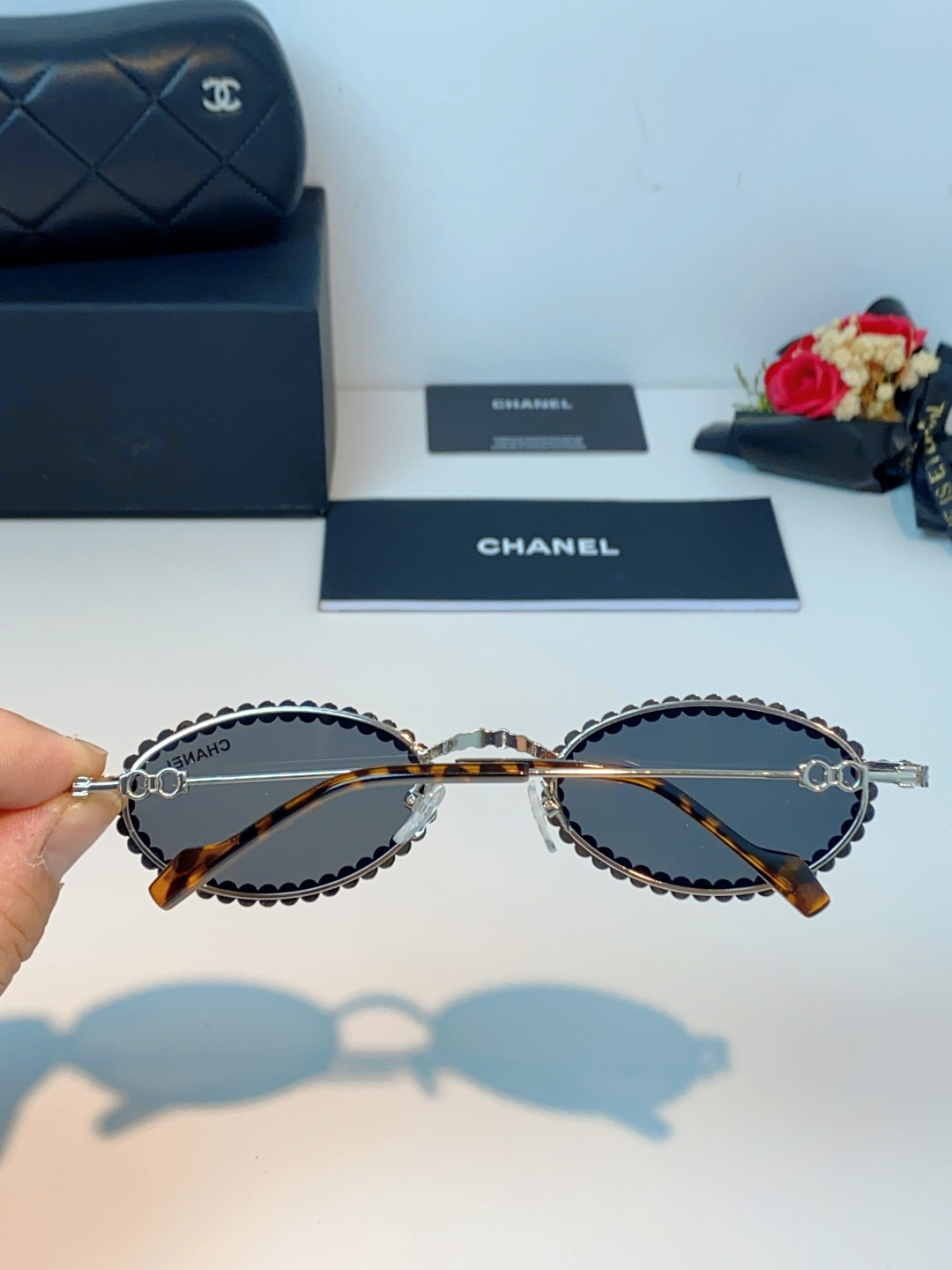 Chanel香奈儿 2026新款欧美风镶钻素颜眼镜轻奢辣妹风配近视度数造型拍照防蓝光小椭圆框