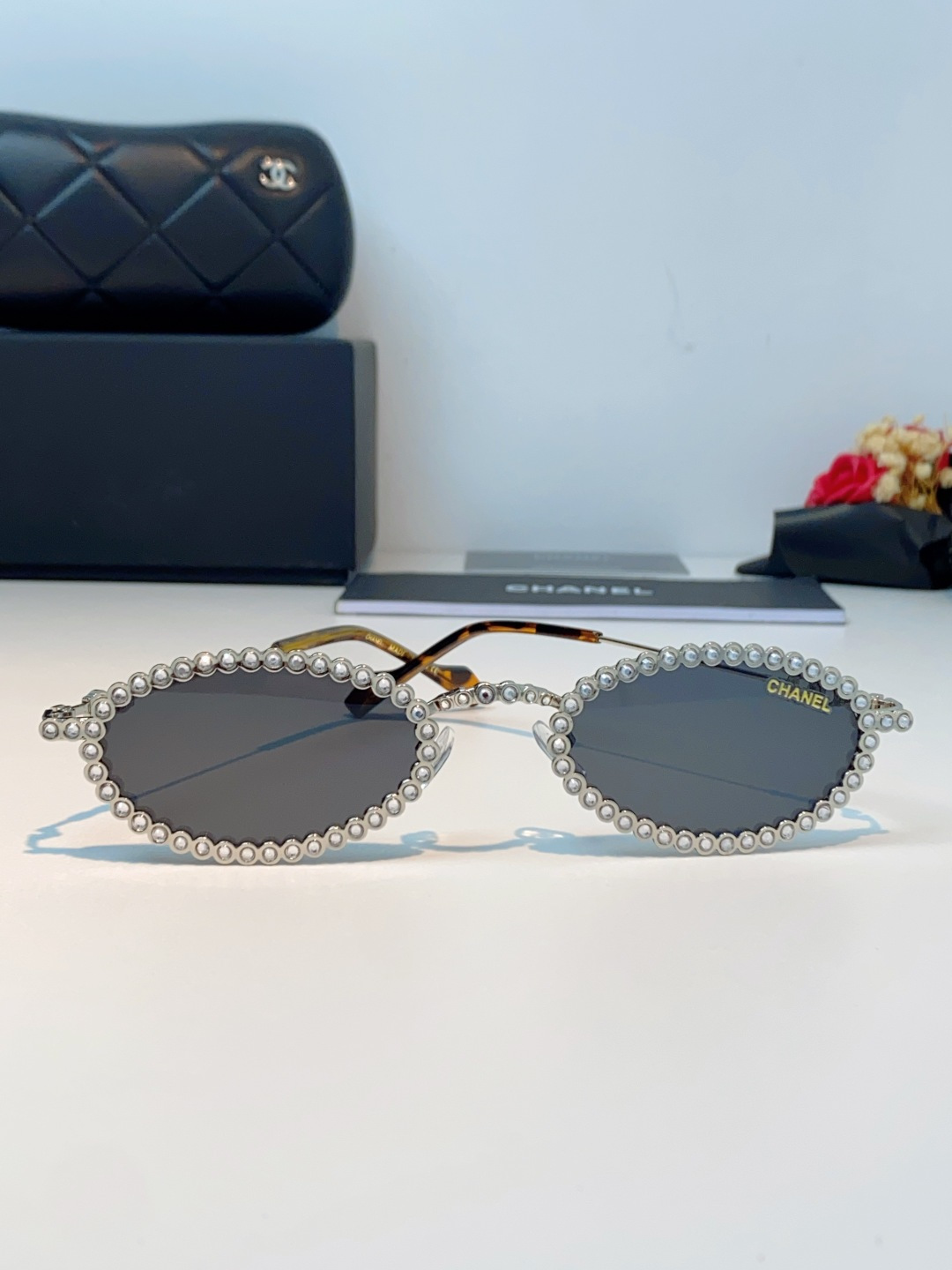 Chanel香奈儿 2026新款欧美风镶钻素颜眼镜轻奢辣妹风配近视度数造型拍照防蓝光小椭圆框