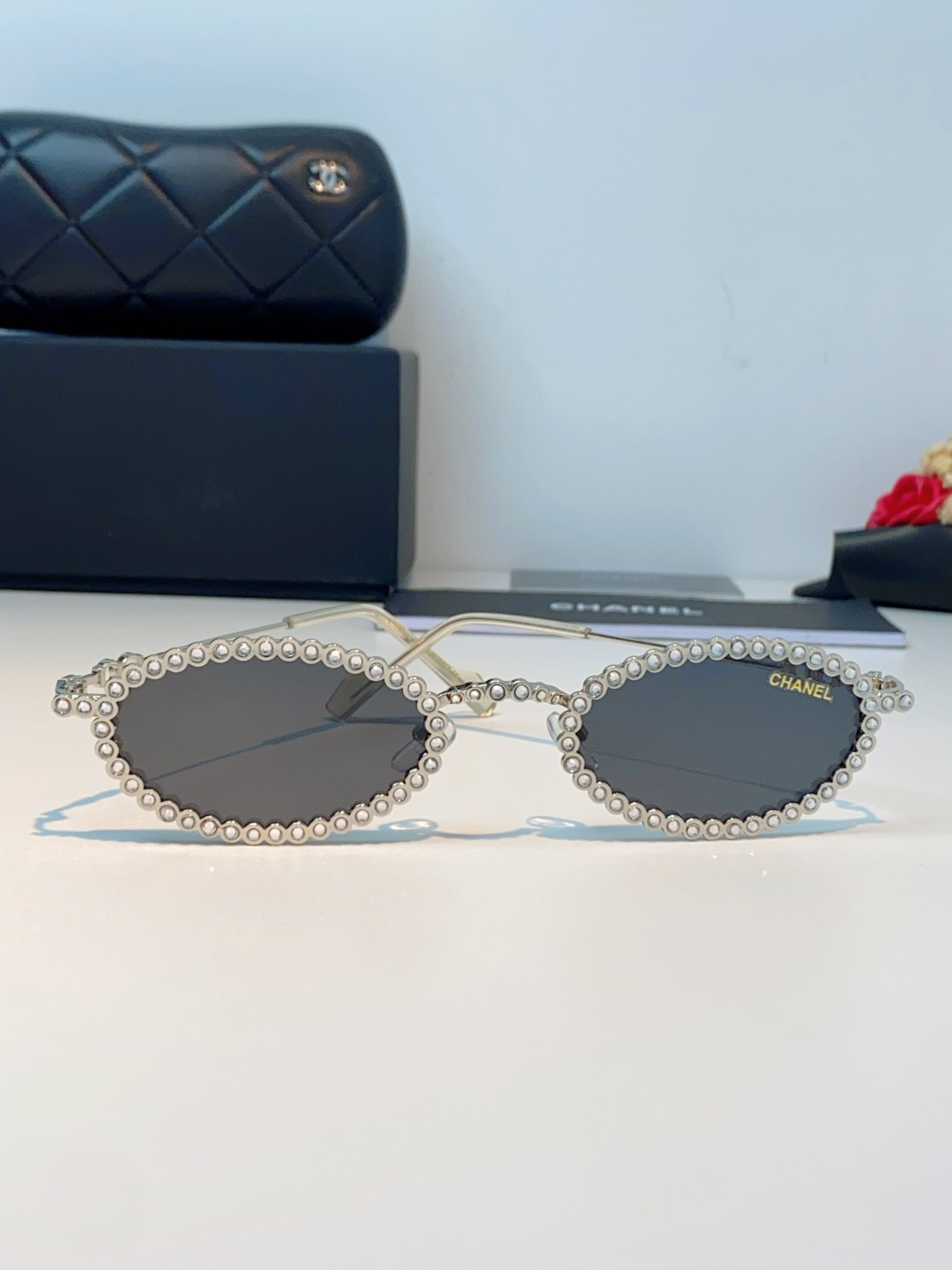 Chanel香奈儿 2026新款欧美风镶钻素颜眼镜轻奢辣妹风配近视度数造型拍照防蓝光小椭圆框