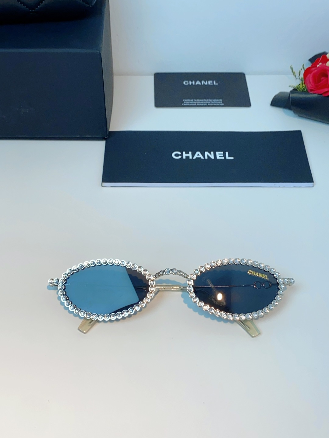 Chanel香奈儿 2026新款欧美风镶钻素颜眼镜轻奢辣妹风配近视度数造型拍照防蓝光小椭圆框