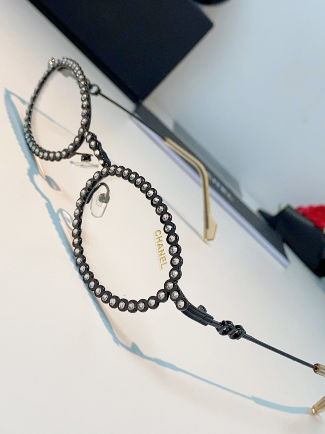 Chanel香奈儿 2026新款欧美风镶钻素颜眼镜轻奢辣妹风配近视度数造型拍照防蓝光小椭圆框