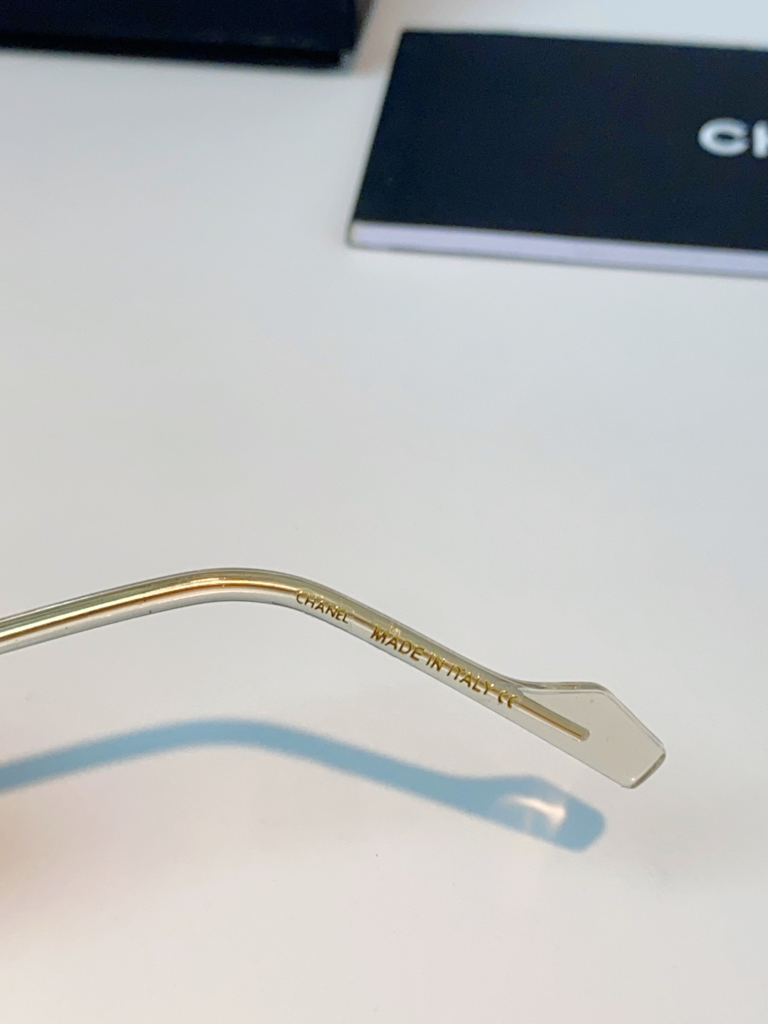 Chanel香奈儿 2026新款欧美风镶钻素颜眼镜轻奢辣妹风配近视度数造型拍照防蓝光小椭圆框