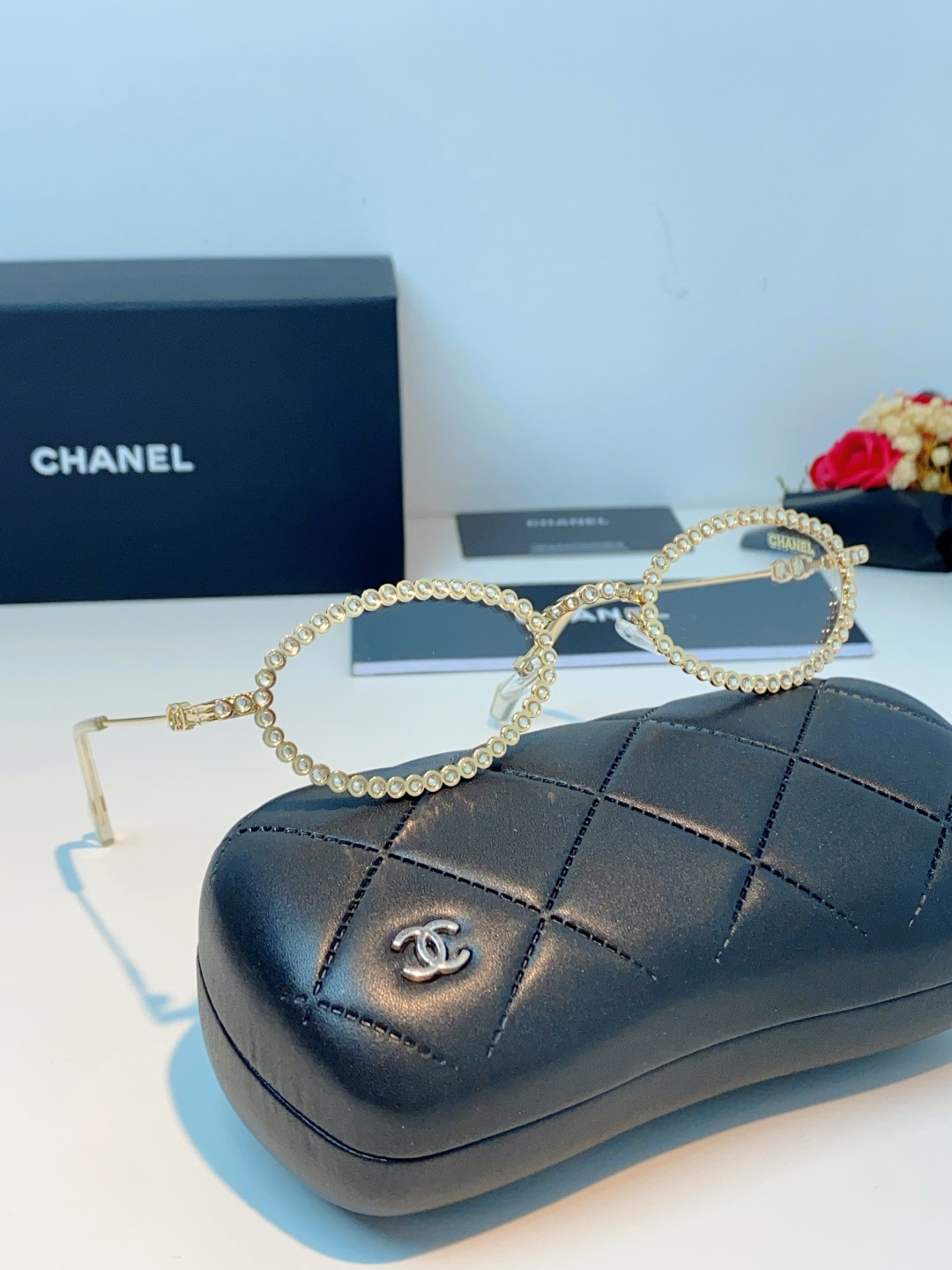 Chanel香奈儿 2026新款欧美风镶钻素颜眼镜轻奢辣妹风配近视度数造型拍照防蓝光小椭圆框