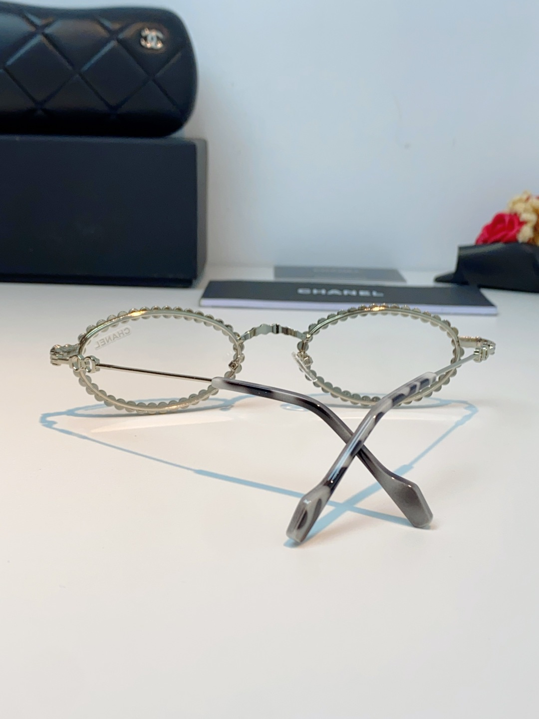 Chanel香奈儿 2026新款欧美风镶钻素颜眼镜轻奢辣妹风配近视度数造型拍照防蓝光小椭圆框