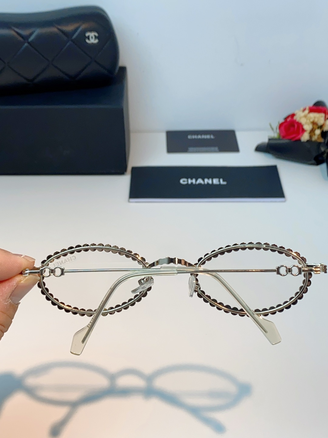 Chanel香奈儿 2026新款欧美风镶钻素颜眼镜轻奢辣妹风配近视度数造型拍照防蓝光小椭圆框