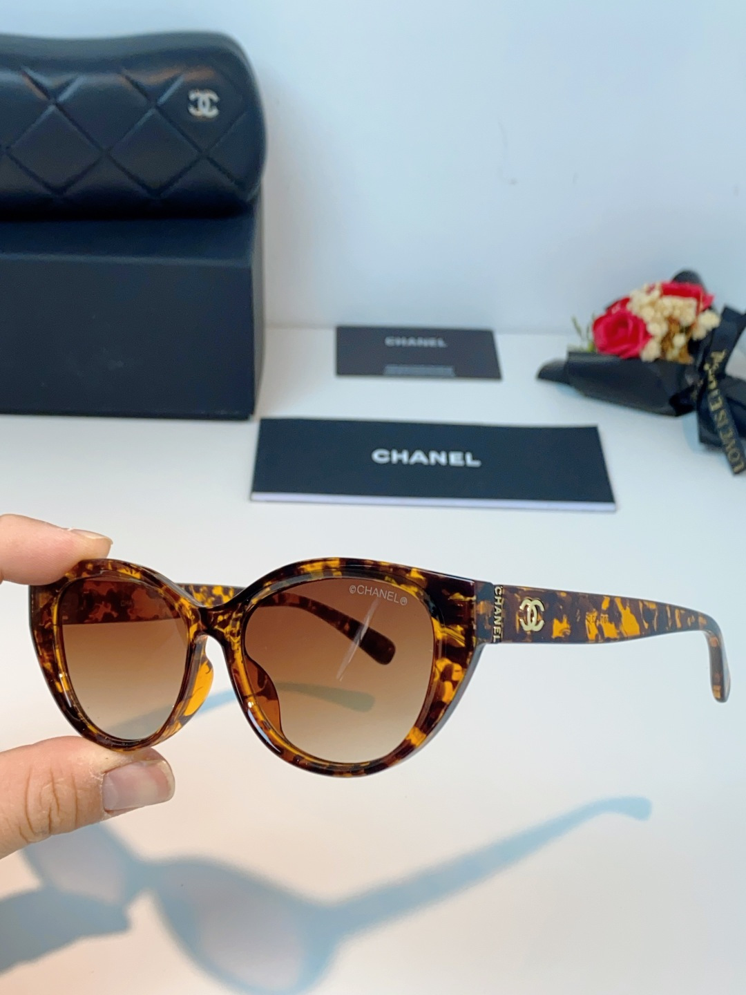 Chanel香奈儿 2026新款欧美辣妹风猫眼山茶花高级感网感防晒墨镜街拍方圆脸显瘦太阳眼镜