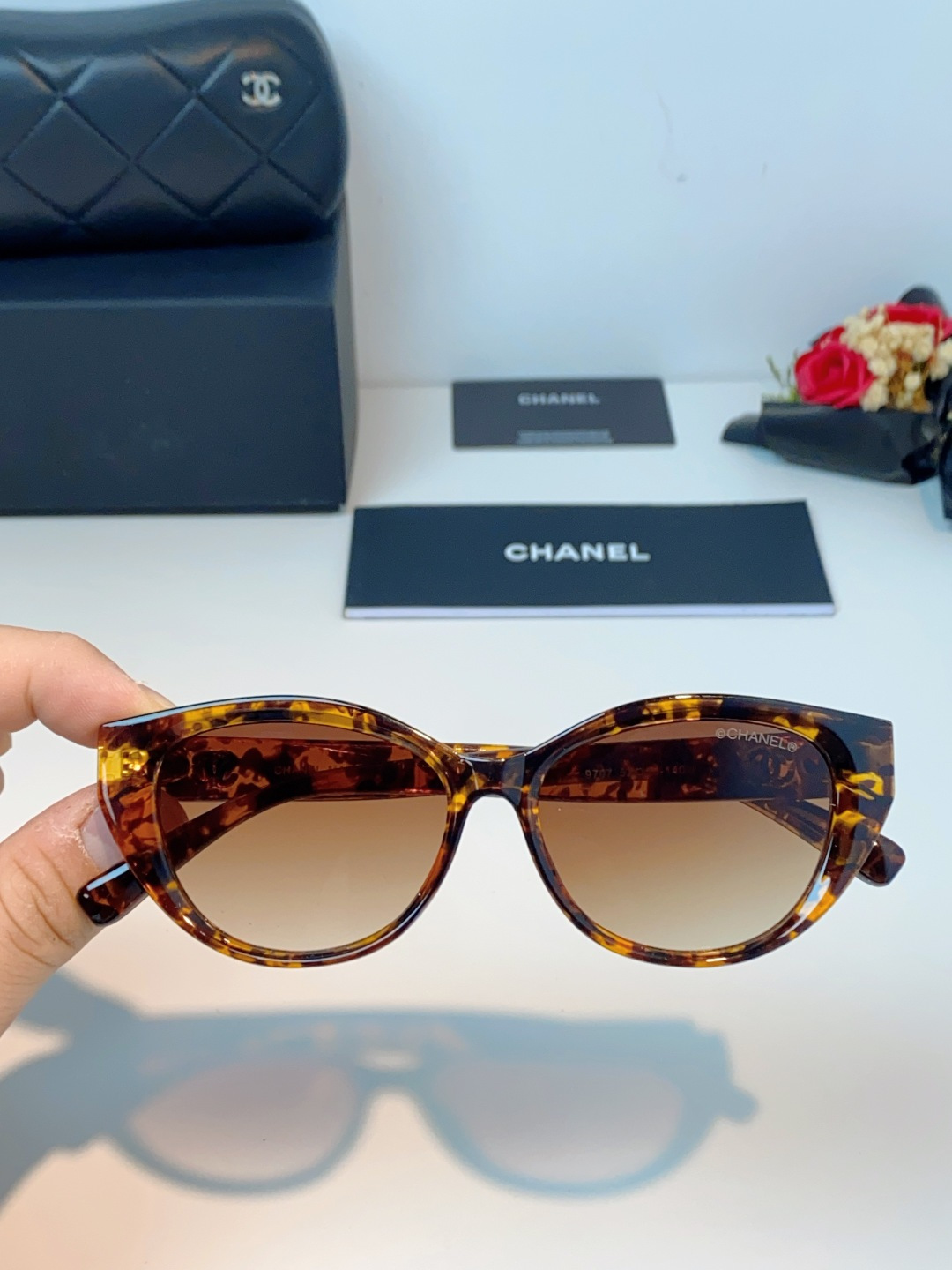 Chanel香奈儿 2026新款欧美辣妹风猫眼山茶花高级感网感防晒墨镜街拍方圆脸显瘦太阳眼镜