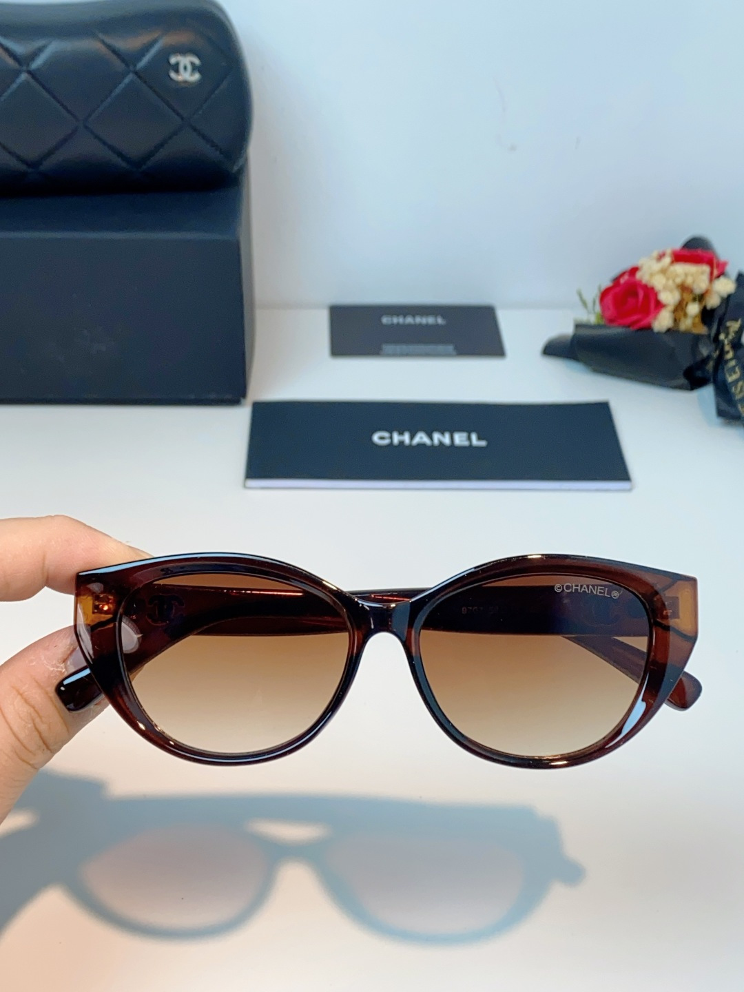 Chanel香奈儿 2026新款欧美辣妹风猫眼山茶花高级感网感防晒墨镜街拍方圆脸显瘦太阳眼镜