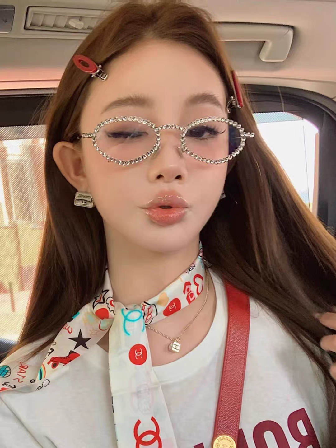 Chanel香奈儿 2026新款欧美风镶钻素颜眼镜轻奢辣妹风配近视度数造型拍照防蓝光小椭圆框