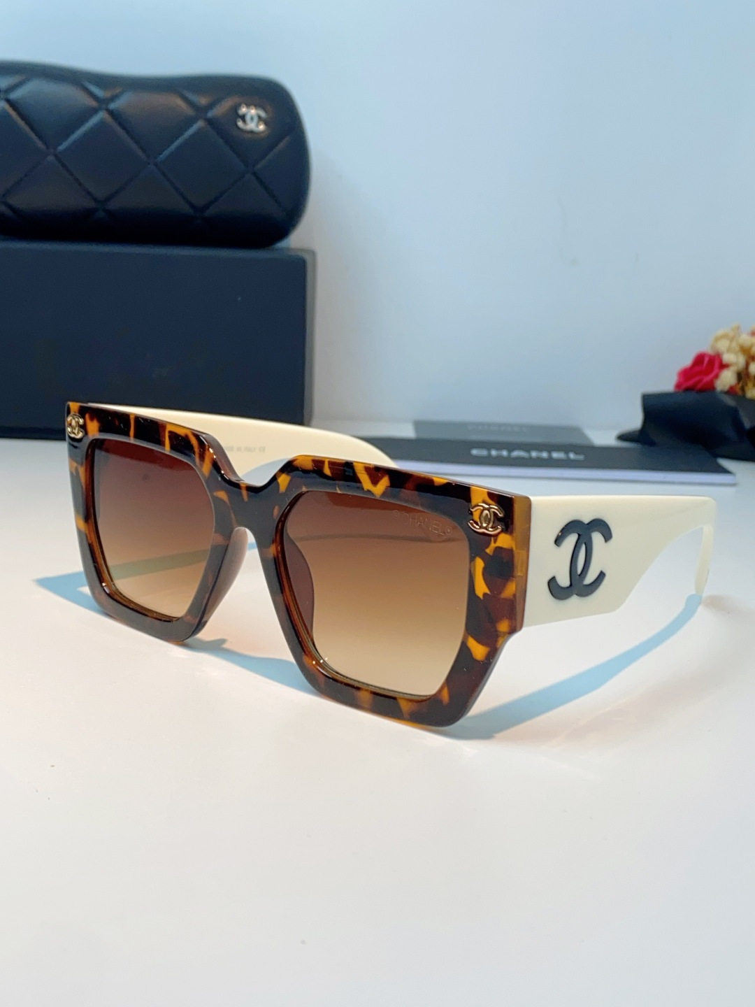 Chanel香奈儿 太阳镜大框双C大Logo时尚墨镜 网红同款大框眼镜