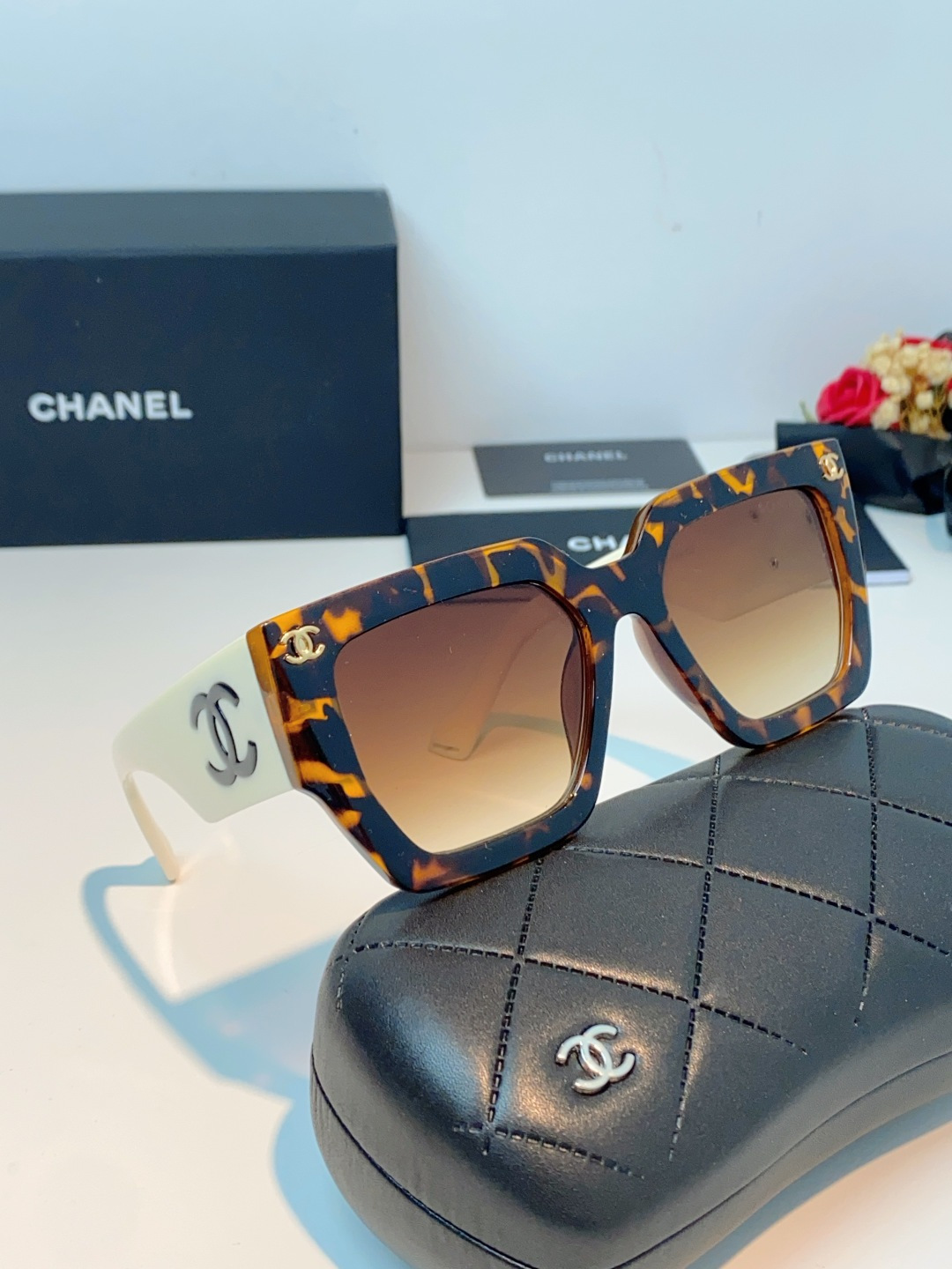 Chanel香奈儿 太阳镜大框双C大Logo时尚墨镜 网红同款大框眼镜