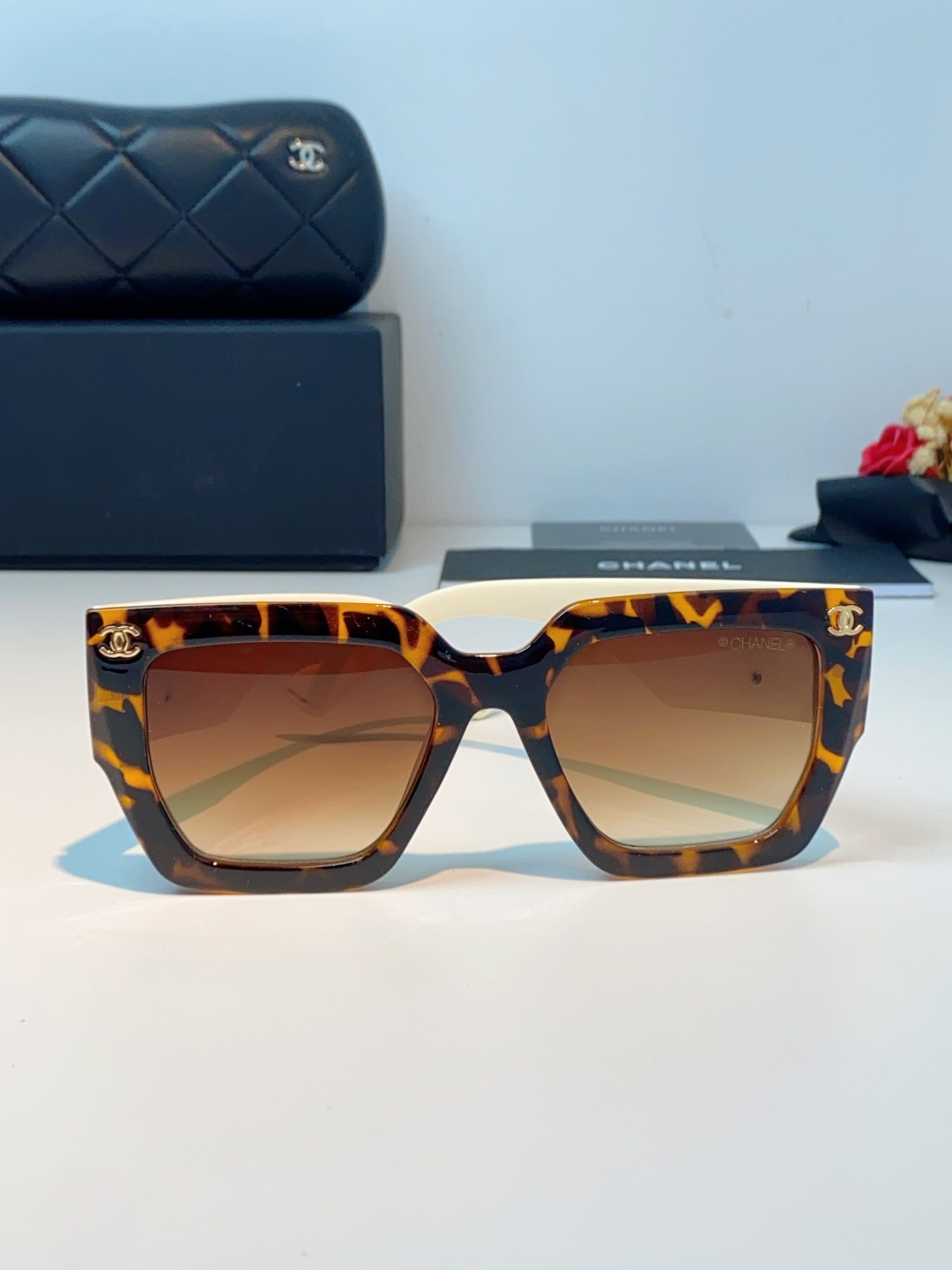 Chanel香奈儿 太阳镜大框双C大Logo时尚墨镜 网红同款大框眼镜