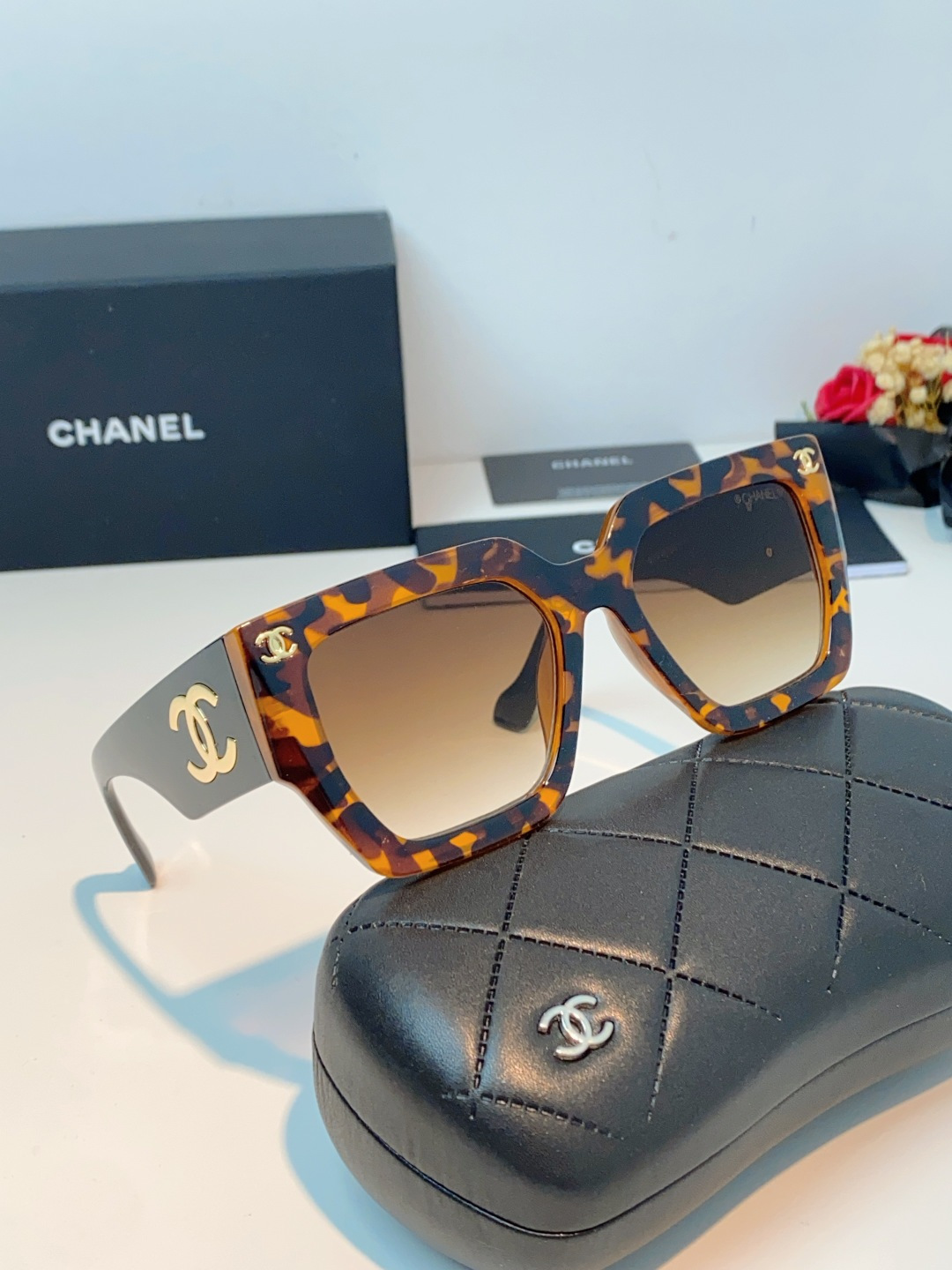 Chanel香奈儿 太阳镜大框双C大Logo时尚墨镜 网红同款大框眼镜