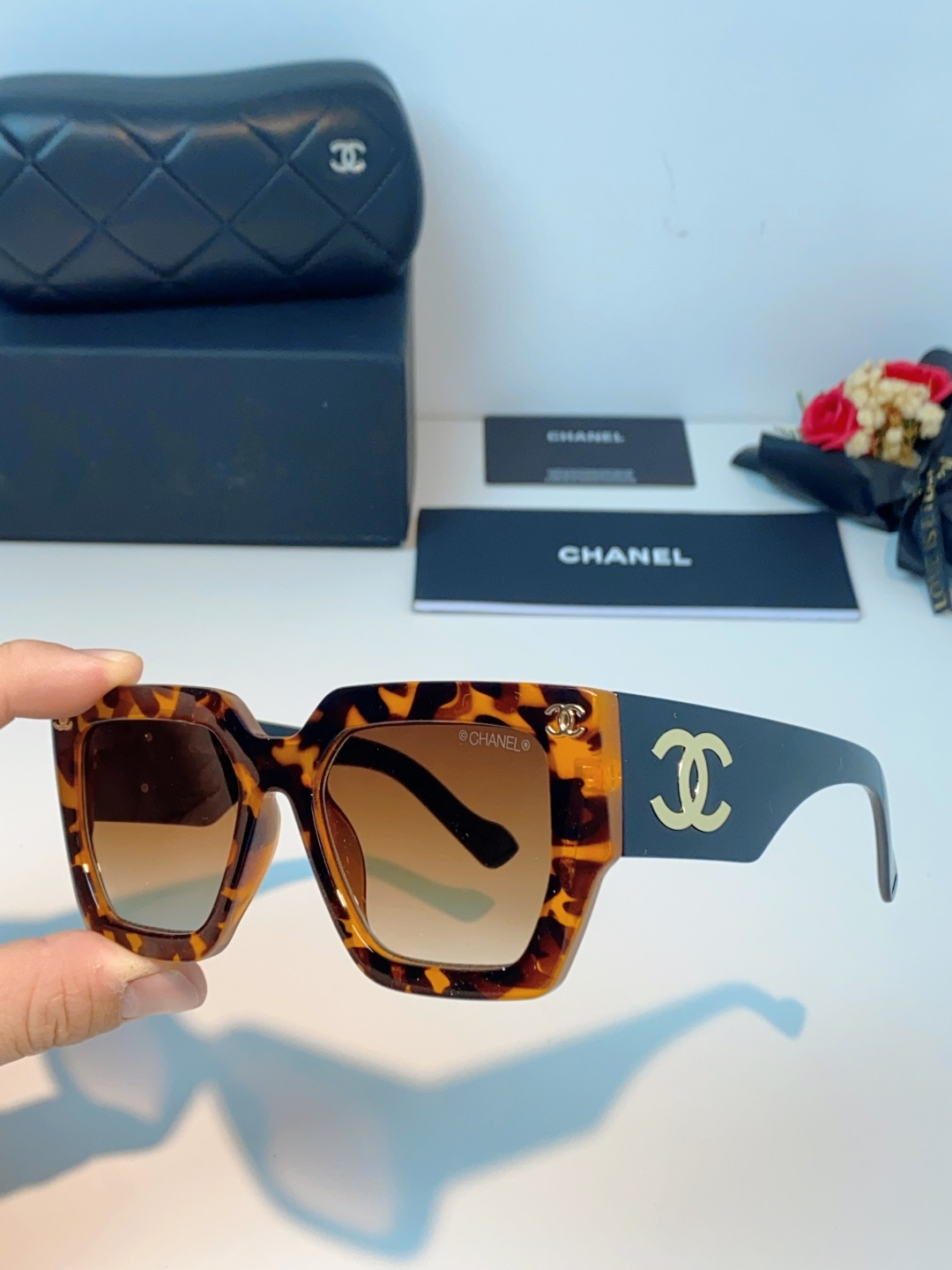 Chanel香奈儿 太阳镜大框双C大Logo时尚墨镜 网红同款大框眼镜