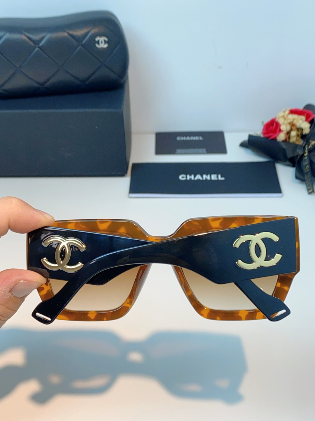 Chanel香奈儿 太阳镜大框双C大Logo时尚墨镜 网红同款大框眼镜