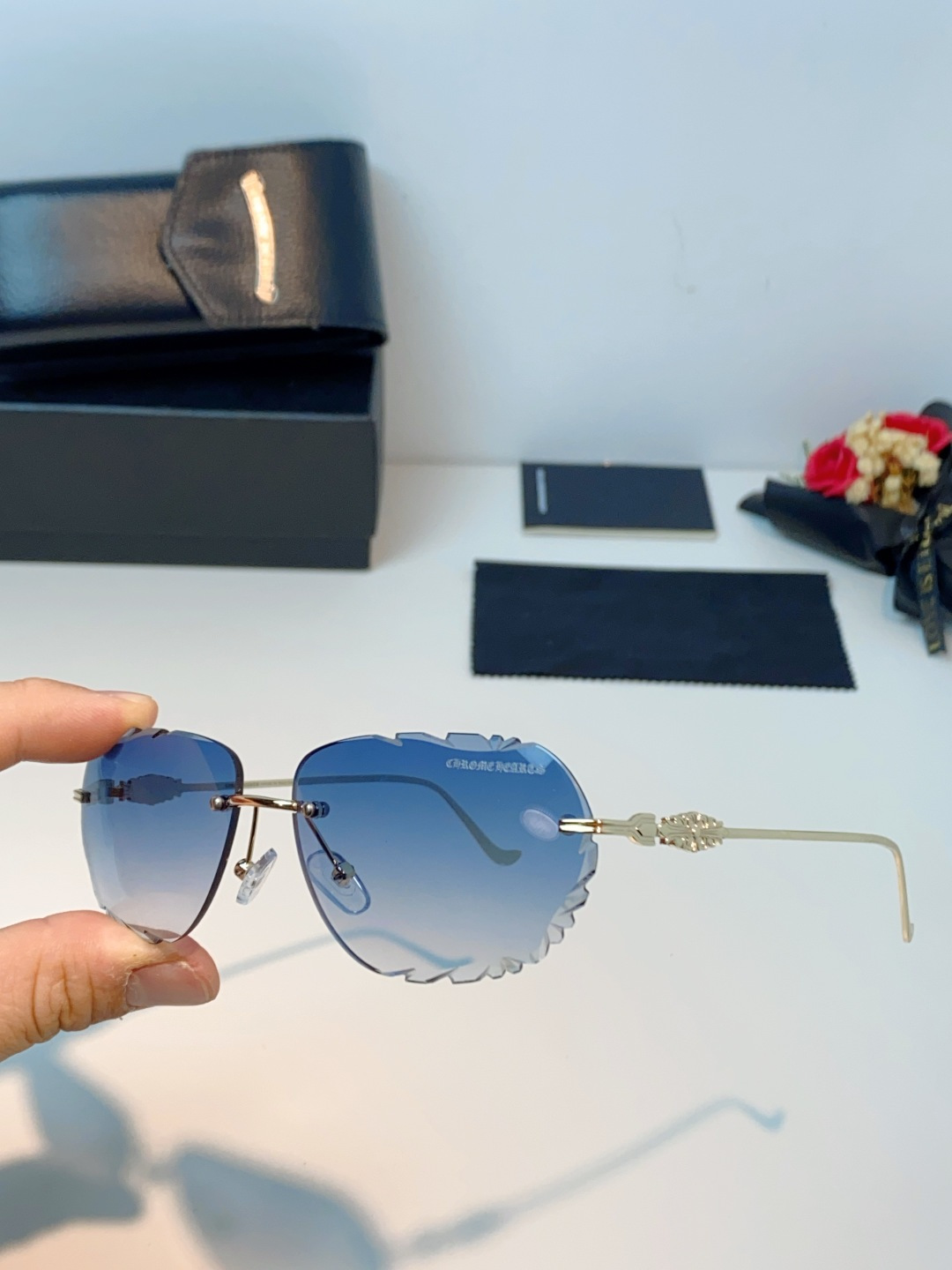 Chrome Hearts 克罗心 2026新款欧美长弧形曲面镜片无框墨镜高级感太阳眼镜防紫外线复古港风