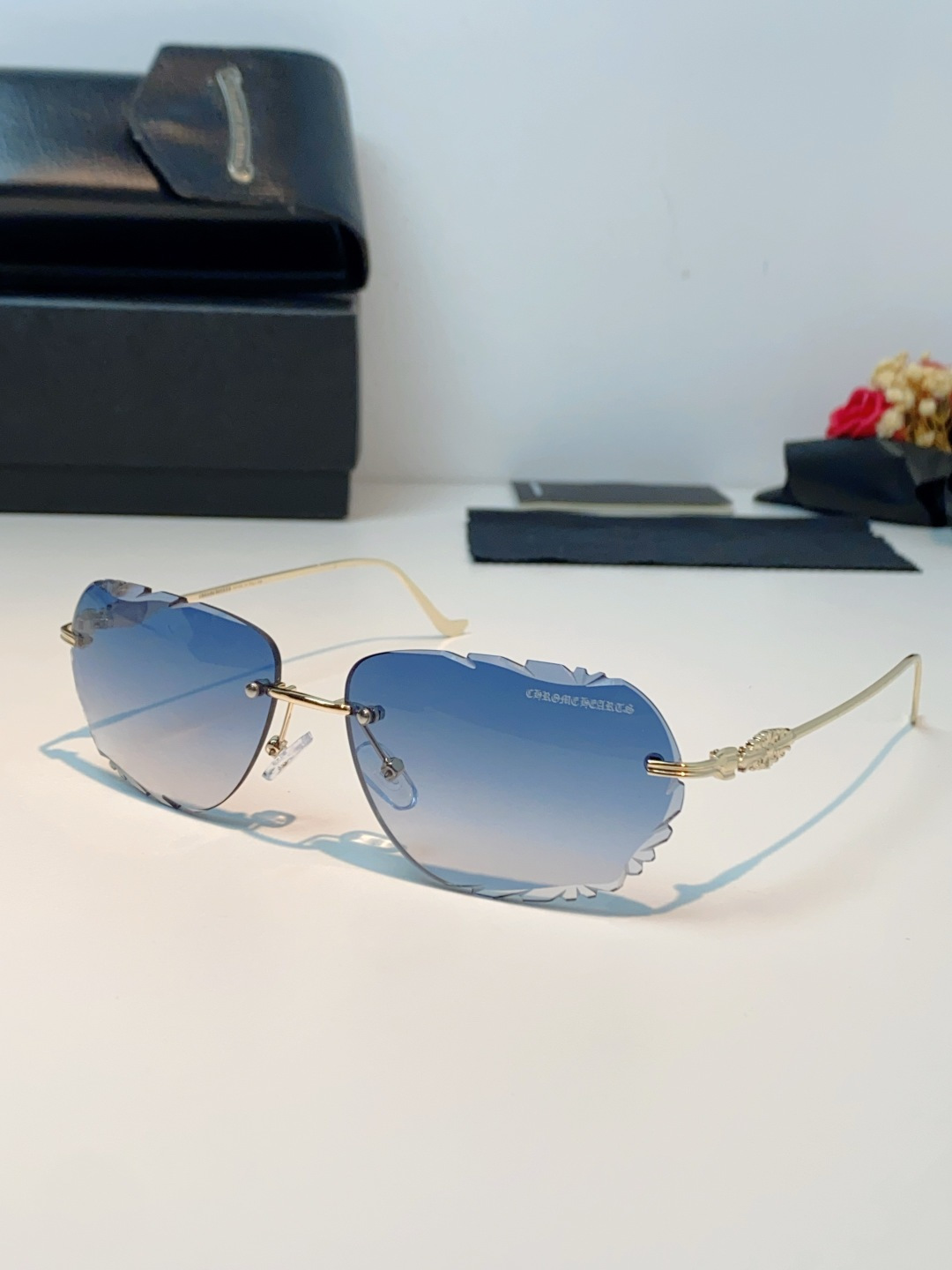 Chrome Hearts 克罗心 2026新款欧美长弧形曲面镜片无框墨镜高级感太阳眼镜防紫外线复古港风