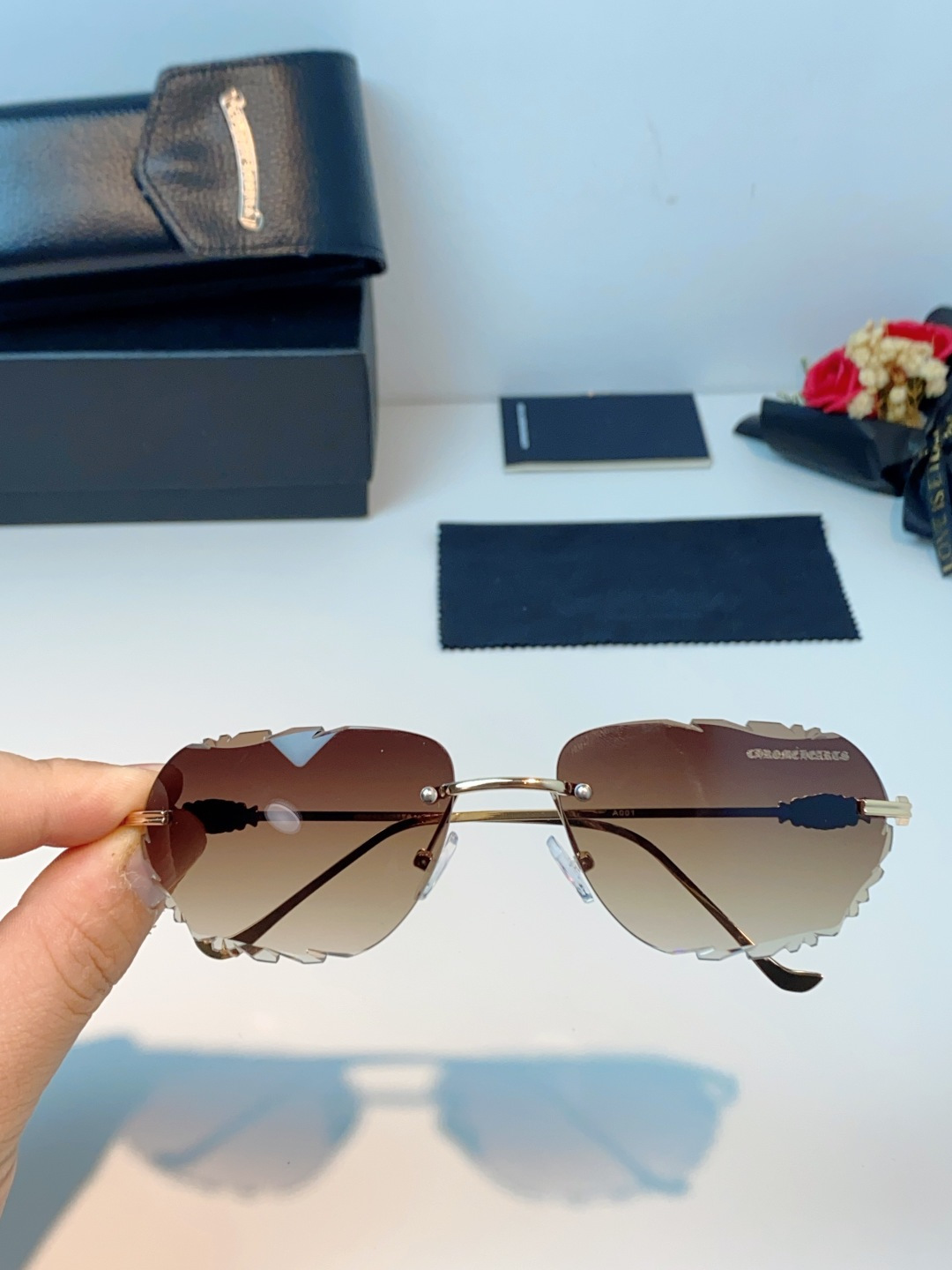 Chrome Hearts 克罗心 2026新款欧美长弧形曲面镜片无框墨镜高级感太阳眼镜防紫外线复古港风