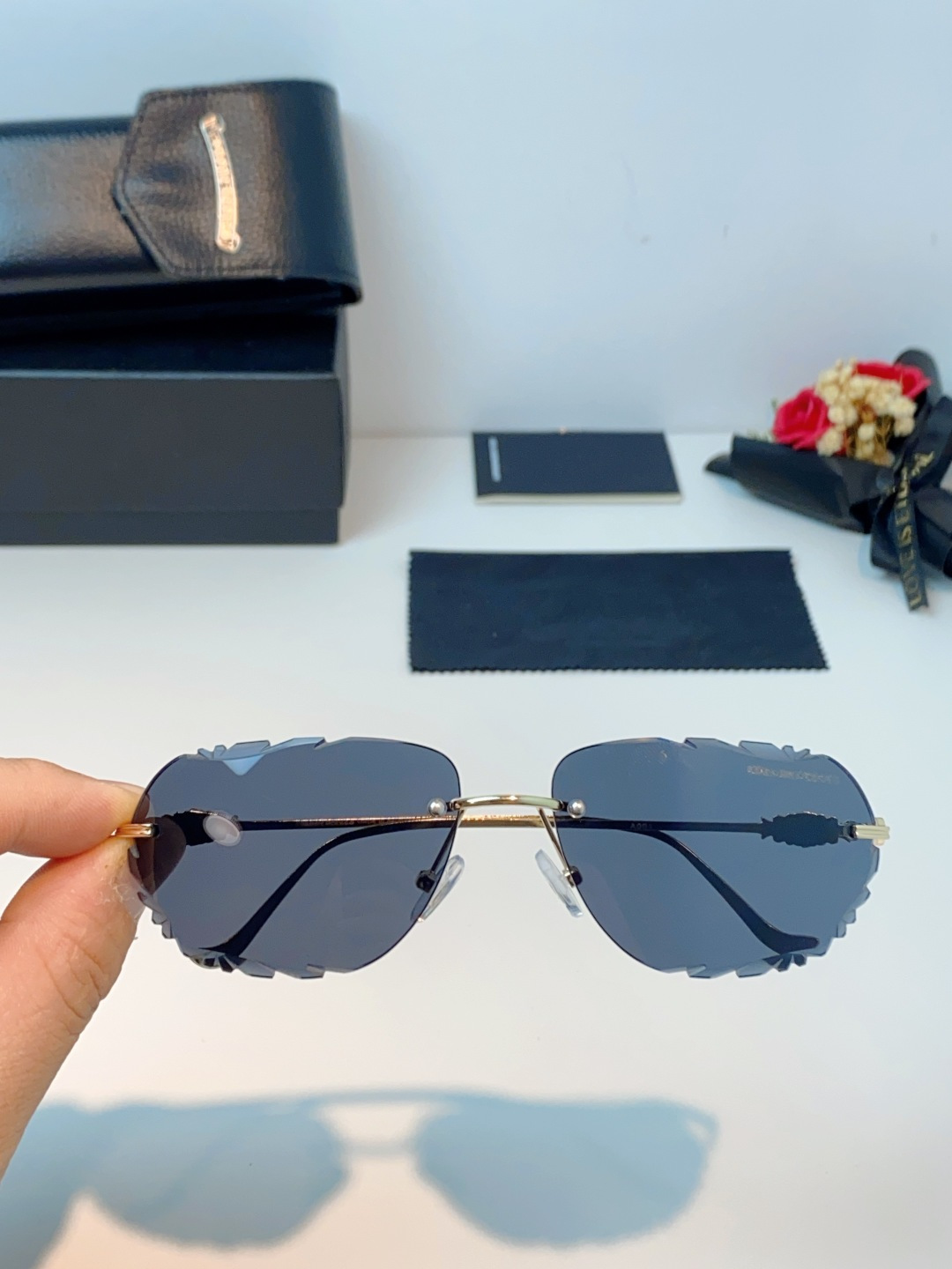 Chrome Hearts 克罗心 2026新款欧美长弧形曲面镜片无框墨镜高级感太阳眼镜防紫外线复古港风