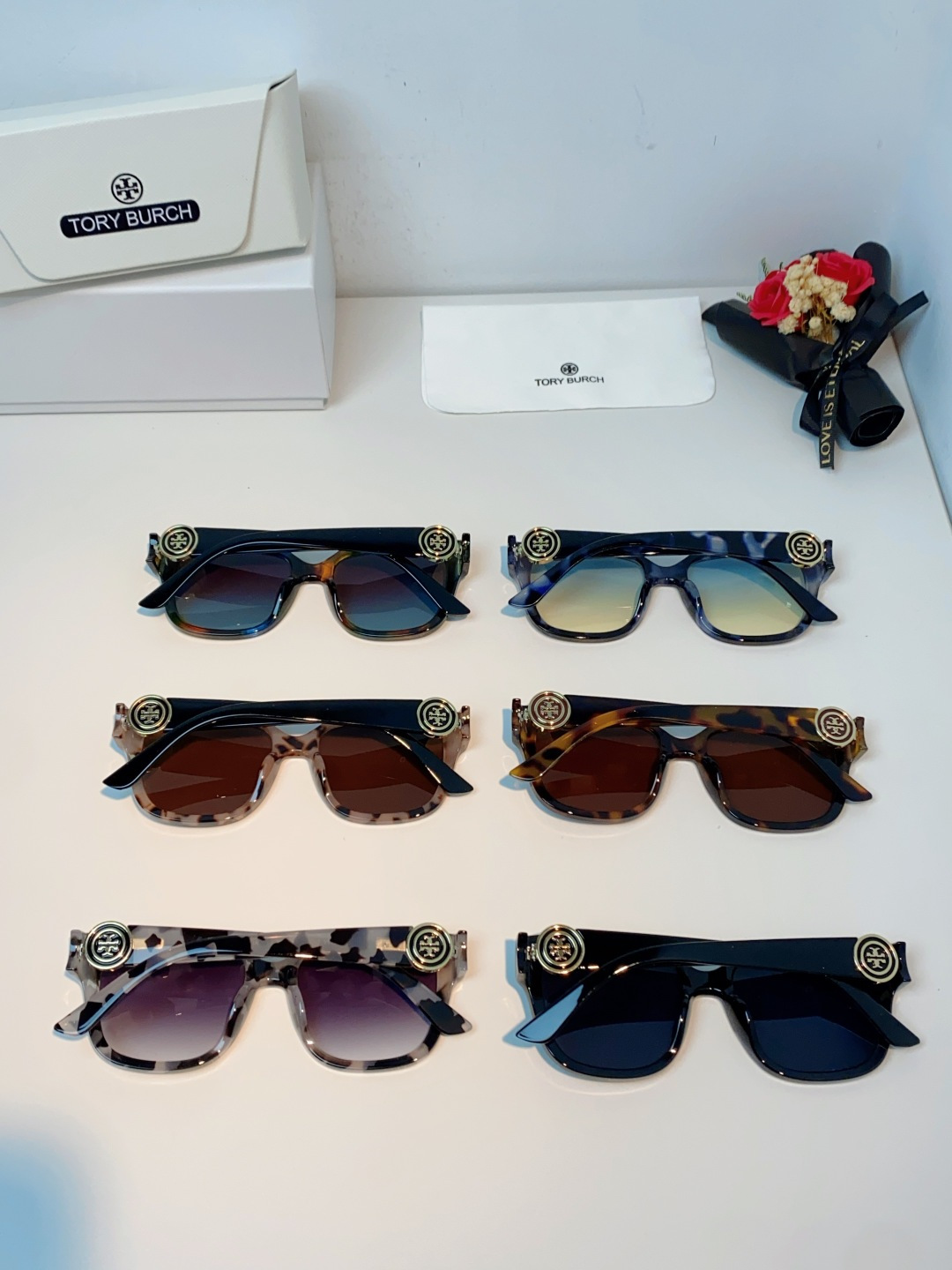 Tory Burch托里伯奇 2026新款遮阳镜精致设计粗腿大框春季新款太阳镜女士墨镜