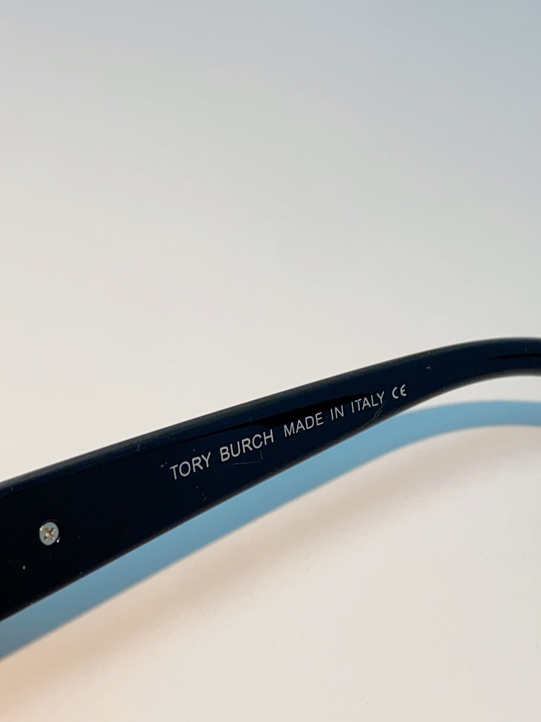 Tory Burch托里伯奇 2026新款遮阳镜精致设计粗腿大框春季新款太阳镜女士墨镜