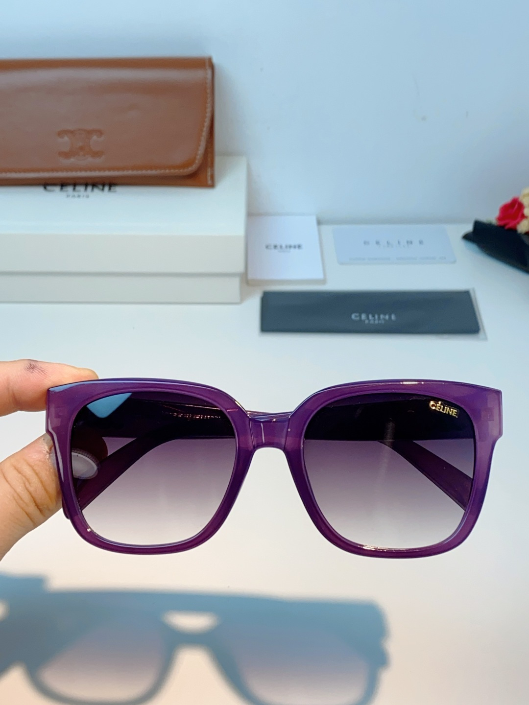 Celine赛琳 法式凯旋墨镜女高级感最新款复古猫眼小红书同款太阳镜爆款 男女通用 CL40222
