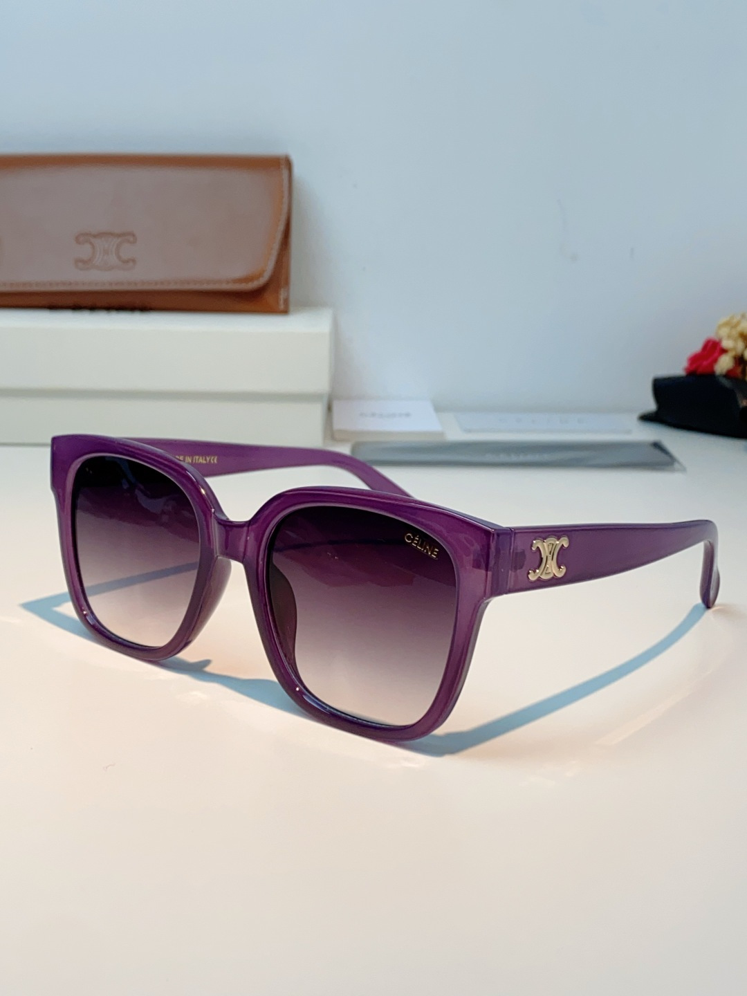 Celine赛琳 法式凯旋墨镜女高级感最新款复古猫眼小红书同款太阳镜爆款 男女通用 CL40222