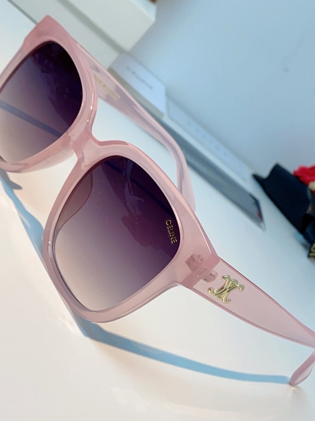 Celine赛琳 法式凯旋墨镜女高级感最新款复古猫眼小红书同款太阳镜爆款 男女通用 CL40222