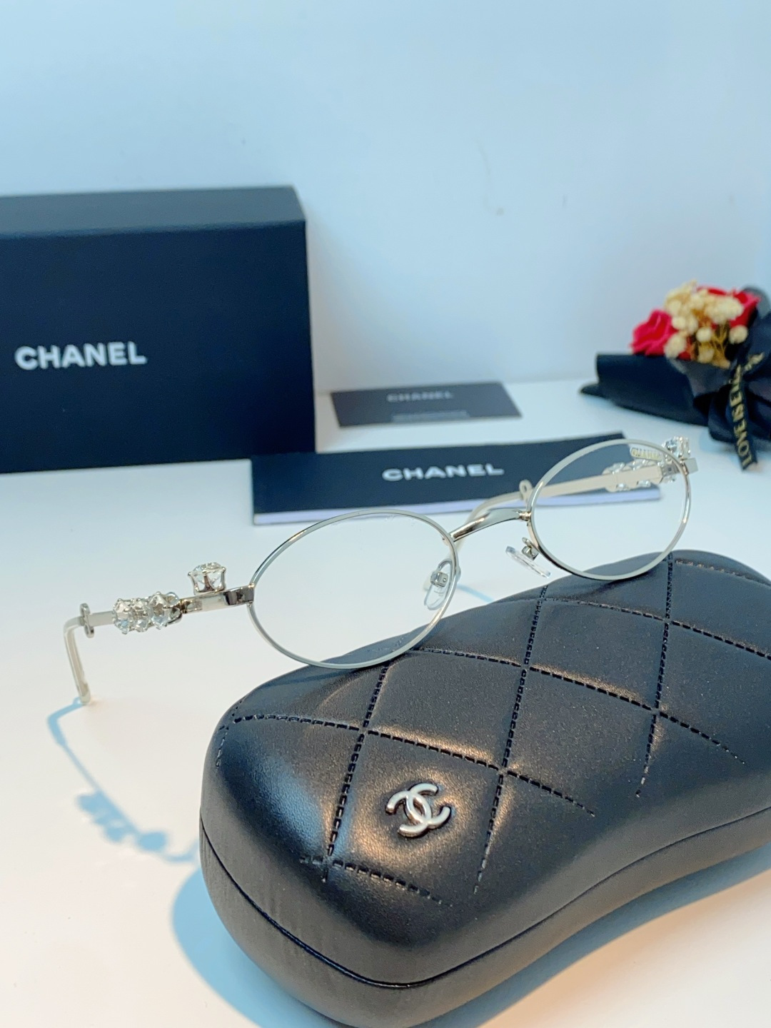 Chanel香奈儿 2026新款宝石系列复古小框椭圆形镶粉钻可配近视防蓝光有质感高级素颜