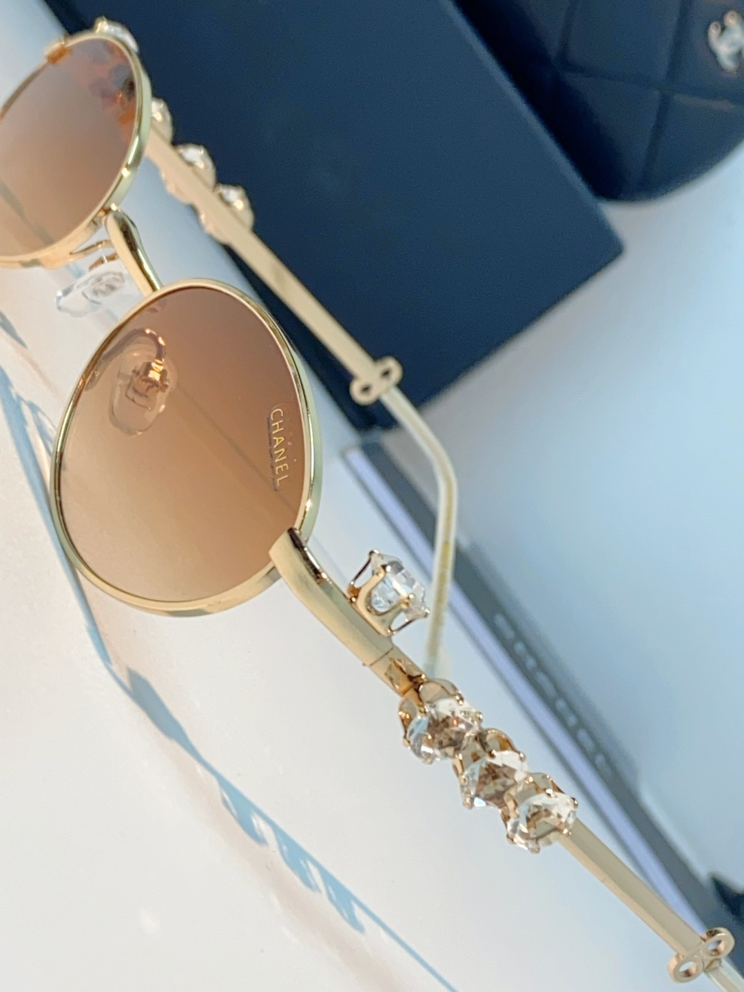 Chanel香奈儿 2026新款宝石系列复古小框椭圆形镶粉钻可配近视防蓝光有质感高级素颜