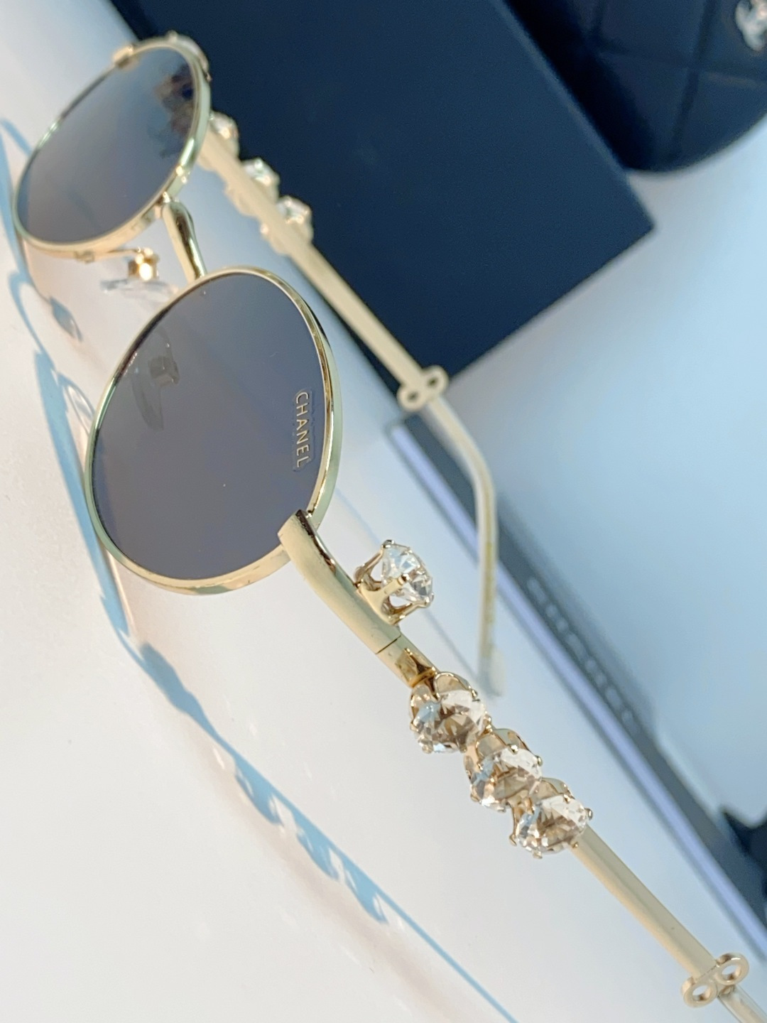 Chanel香奈儿 2026新款宝石系列复古小框椭圆形镶粉钻可配近视防蓝光有质感高级素颜