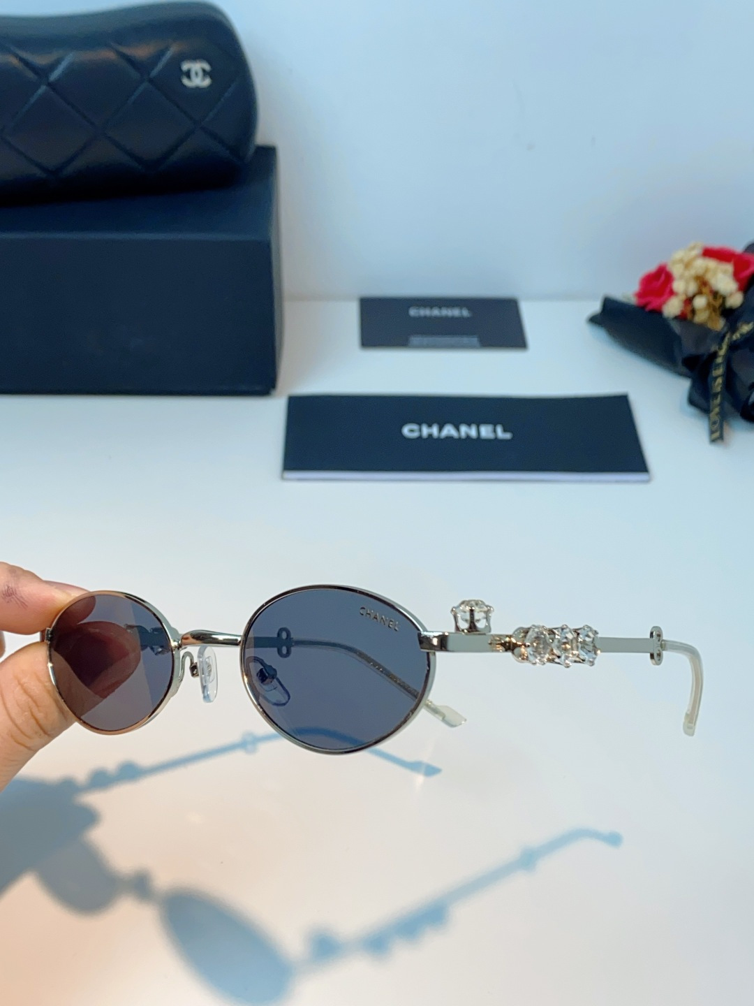 Chanel香奈儿 2026新款宝石系列复古小框椭圆形镶粉钻可配近视防蓝光有质感高级素颜