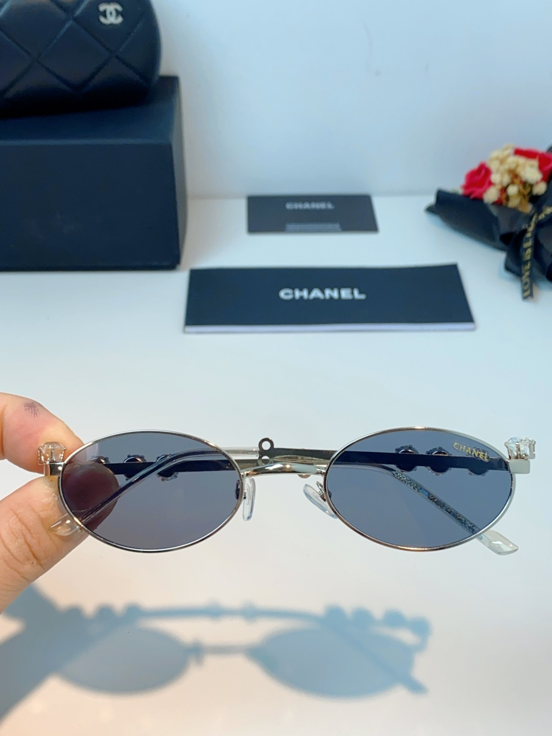 Chanel香奈儿 2026新款宝石系列复古小框椭圆形镶粉钻可配近视防蓝光有质感高级素颜