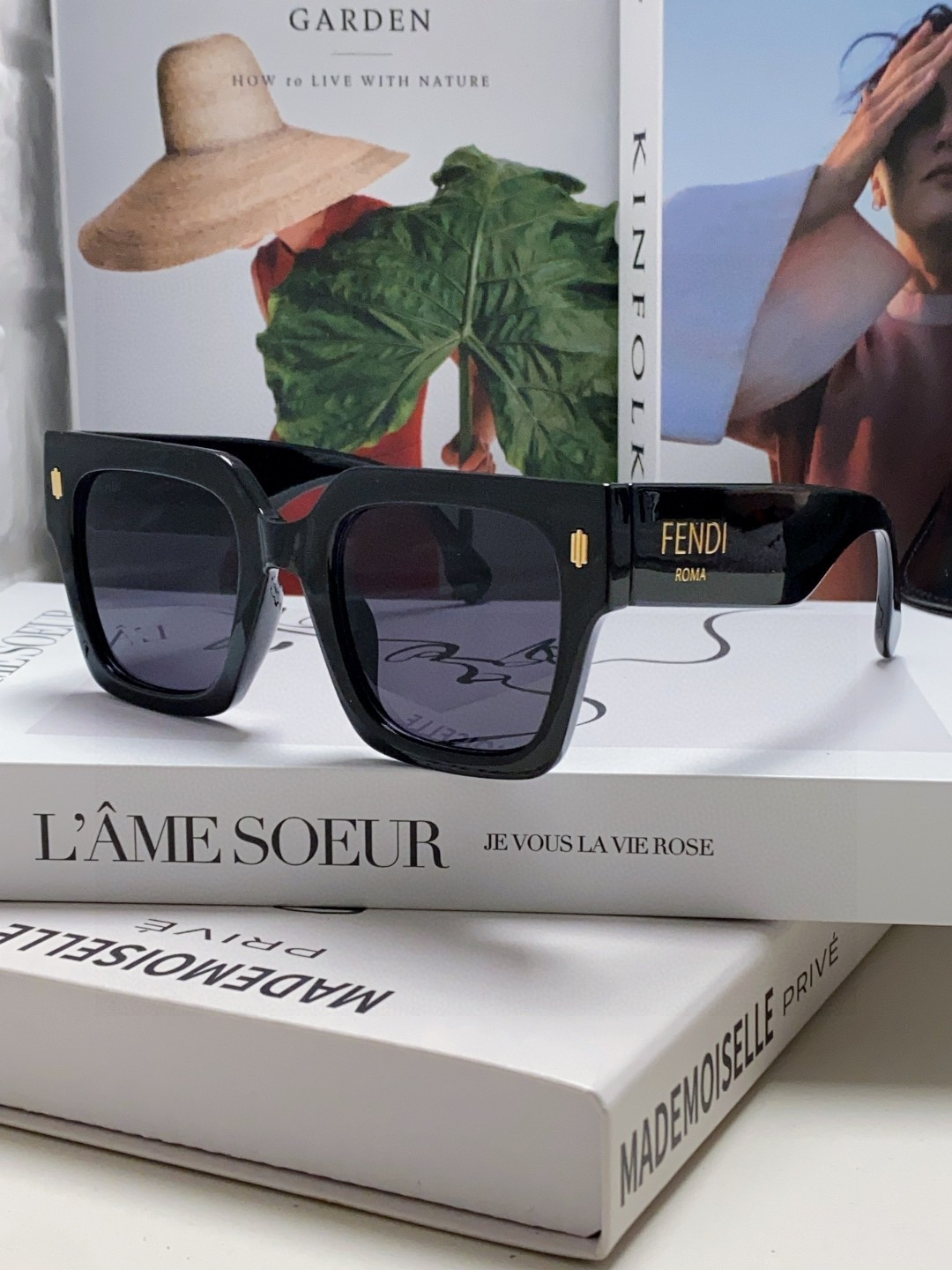 Fendi芬迪 2026最新款 墨镜太阳眼镜字母圆脸方型防紫外线方框男女通用