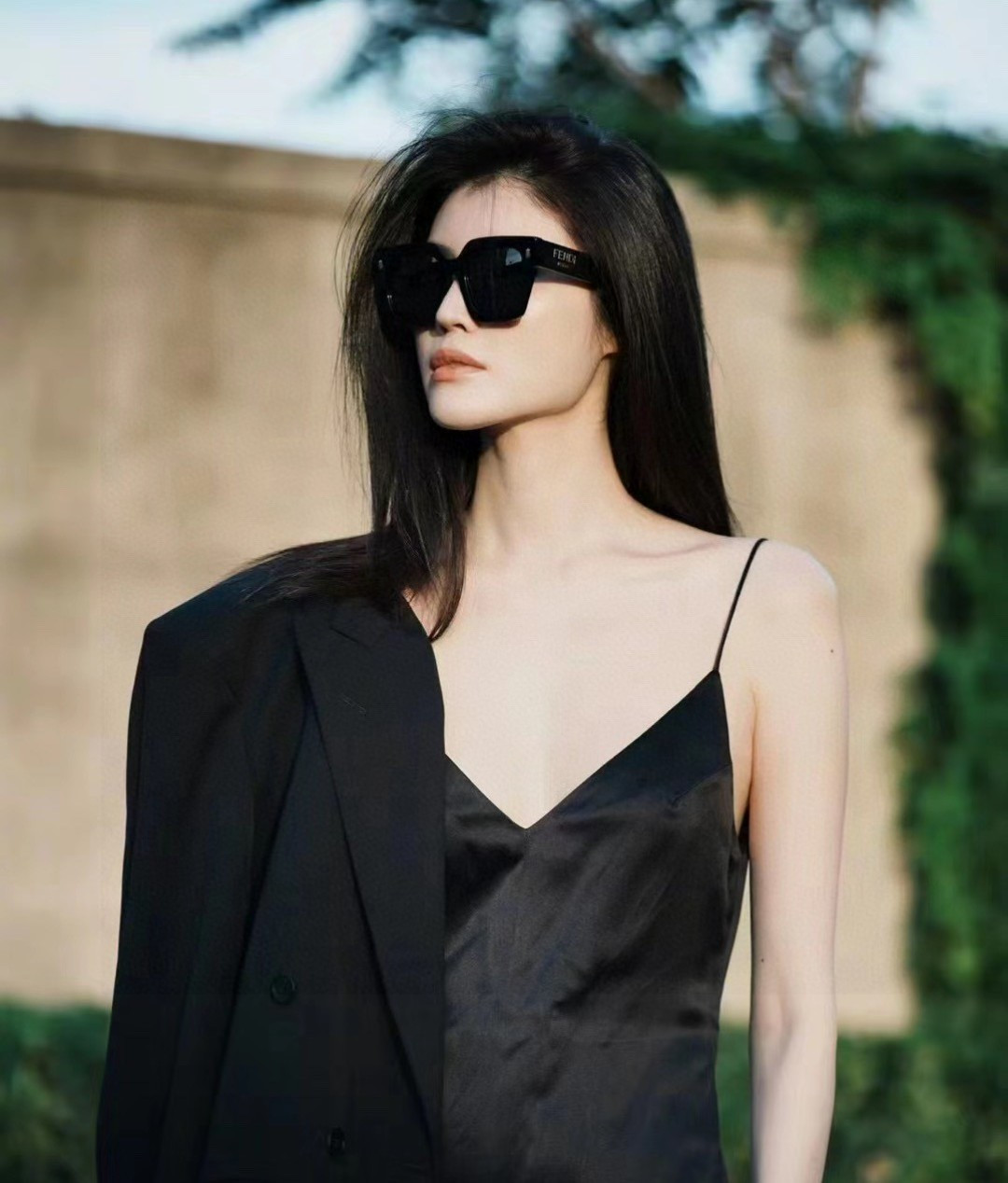 Fendi芬迪 2026最新款 墨镜太阳眼镜字母圆脸方型防紫外线方框男女通用