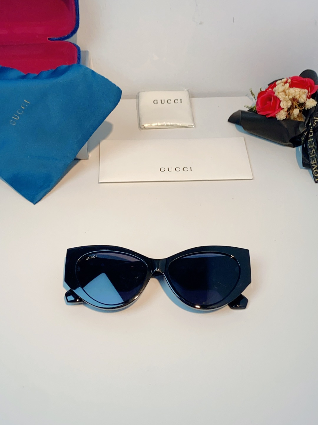 Gucci古奇 2026新款复古三角猫眼简约眼镜框欧版男女防蓝光凹造型太阳眼镜