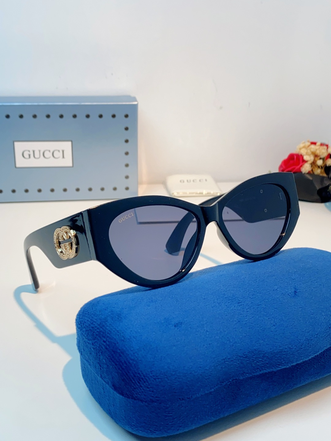 Gucci古奇 2026新款复古三角猫眼简约眼镜框欧版男女防蓝光凹造型太阳眼镜