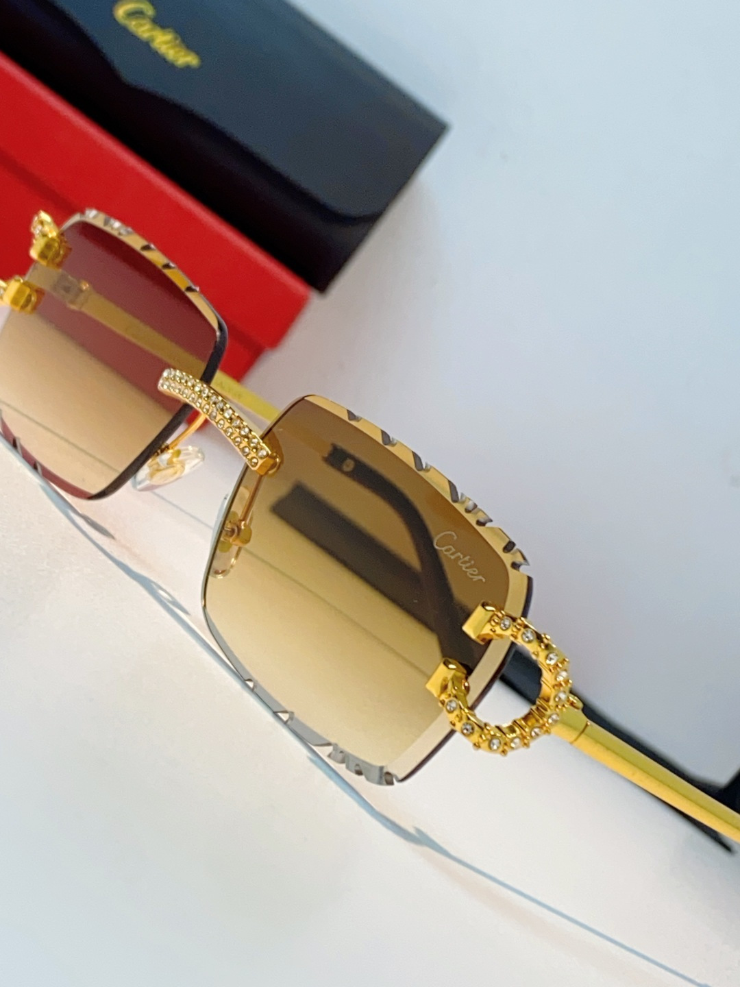 Cartier卡地亚 2026新款镶钻切边花刀太阳镜轻奢高级感ins欧美嘻哈说唱hiPhoP眼镜 男女通