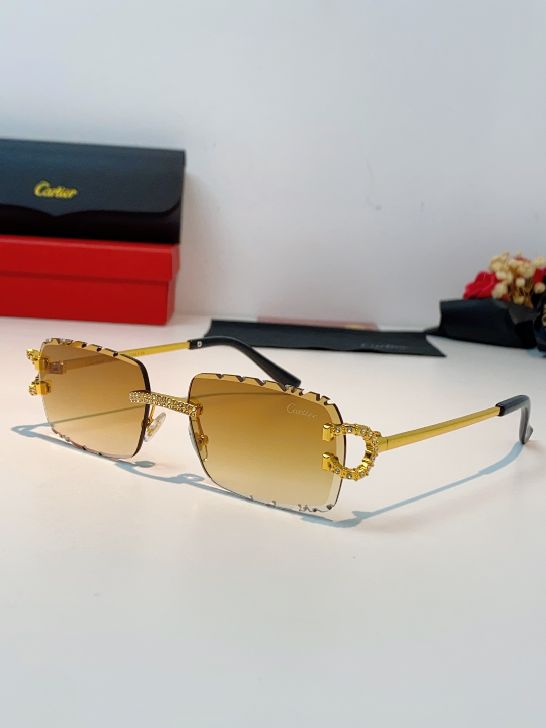Cartier卡地亚 2026新款镶钻切边花刀太阳镜轻奢高级感ins欧美嘻哈说唱hiPhoP眼镜 男女通