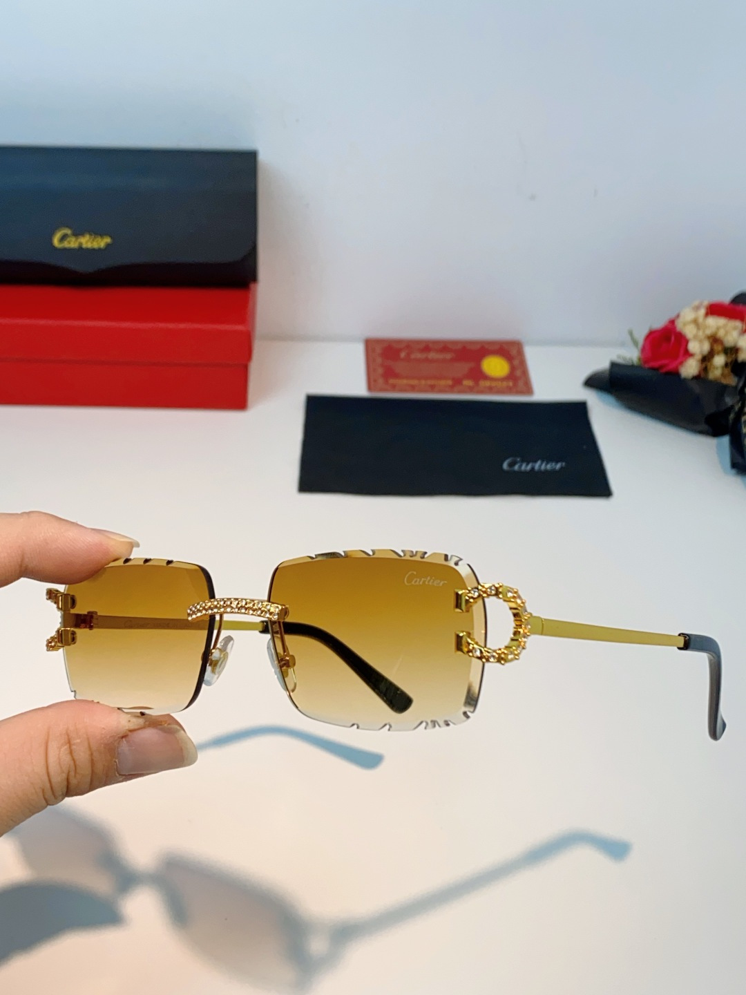 Cartier卡地亚 2026新款镶钻切边花刀太阳镜轻奢高级感ins欧美嘻哈说唱hiPhoP眼镜 男女通